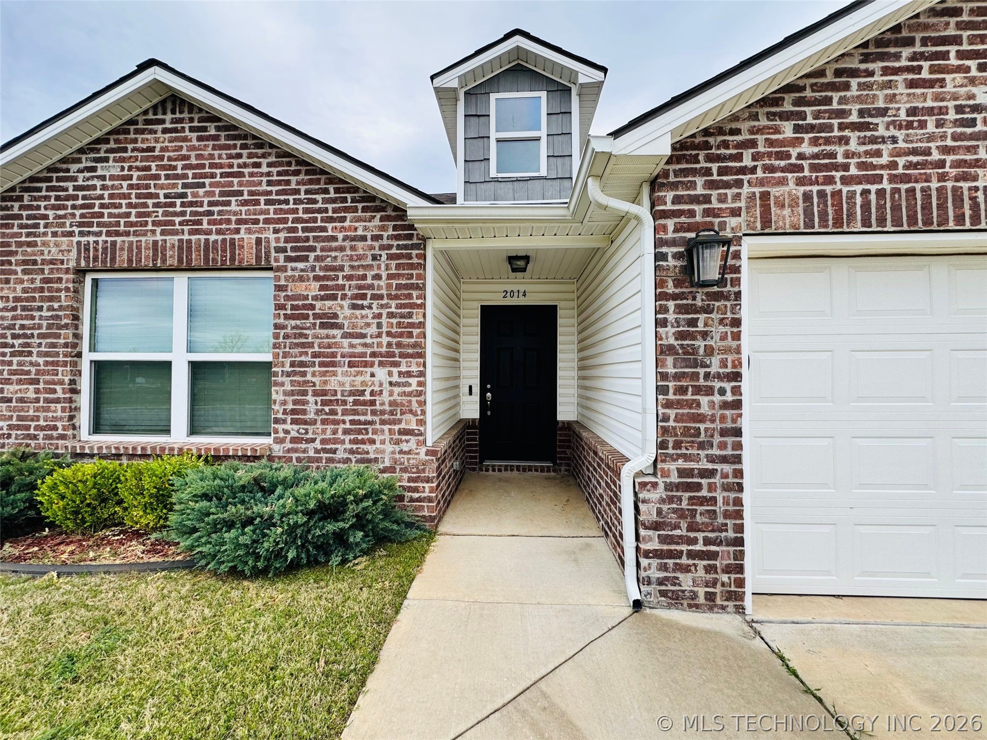 2014 S 15th Street Broken Arrow OK 74012