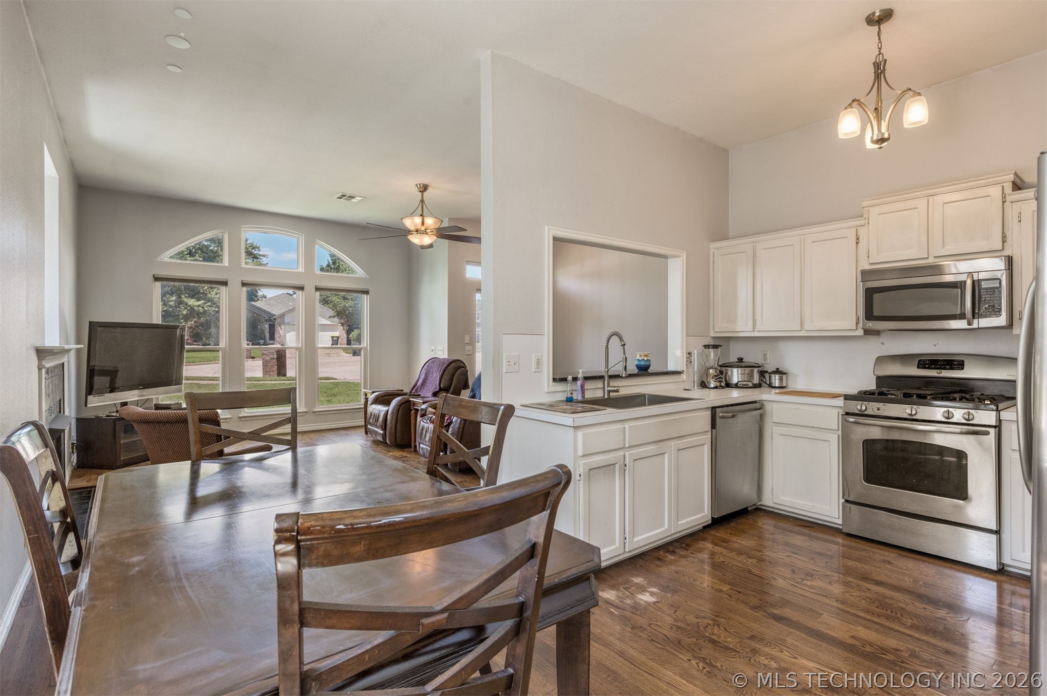 1302 W 112th Place Jenks OK 74037