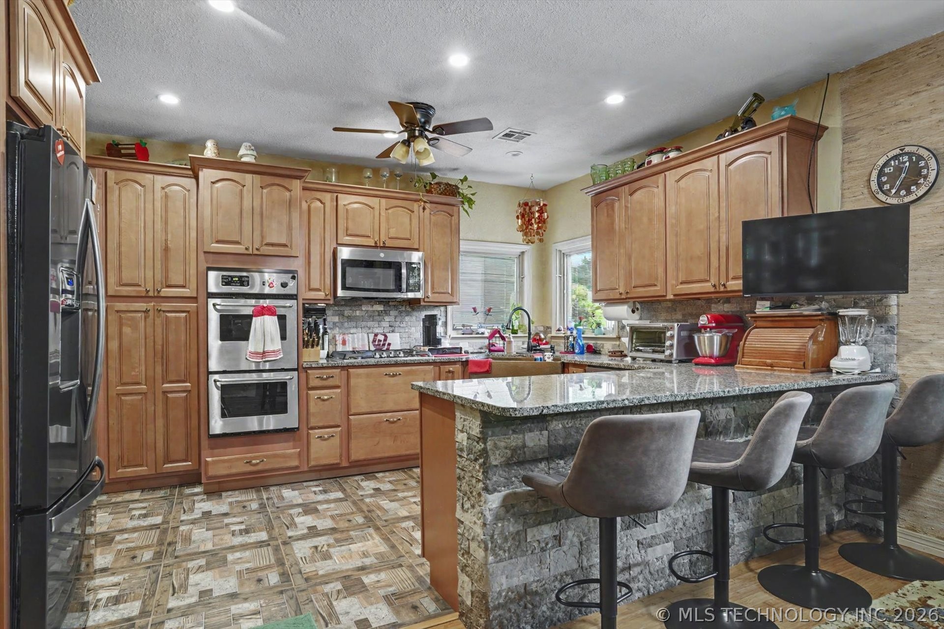 7233 S Gafford Avenue Broken Arrow OK 74014