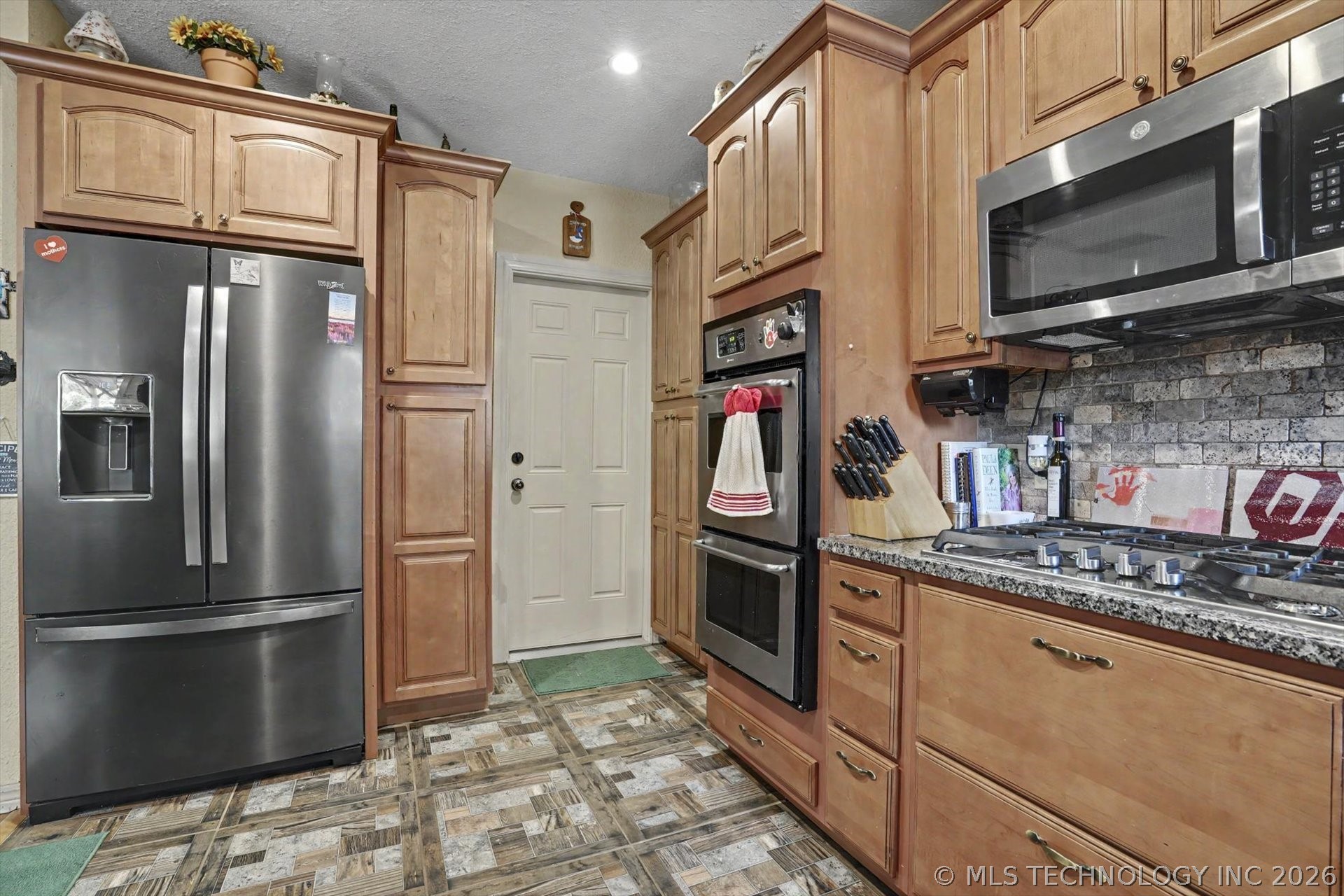 7233 S Gafford Avenue Broken Arrow OK 74014