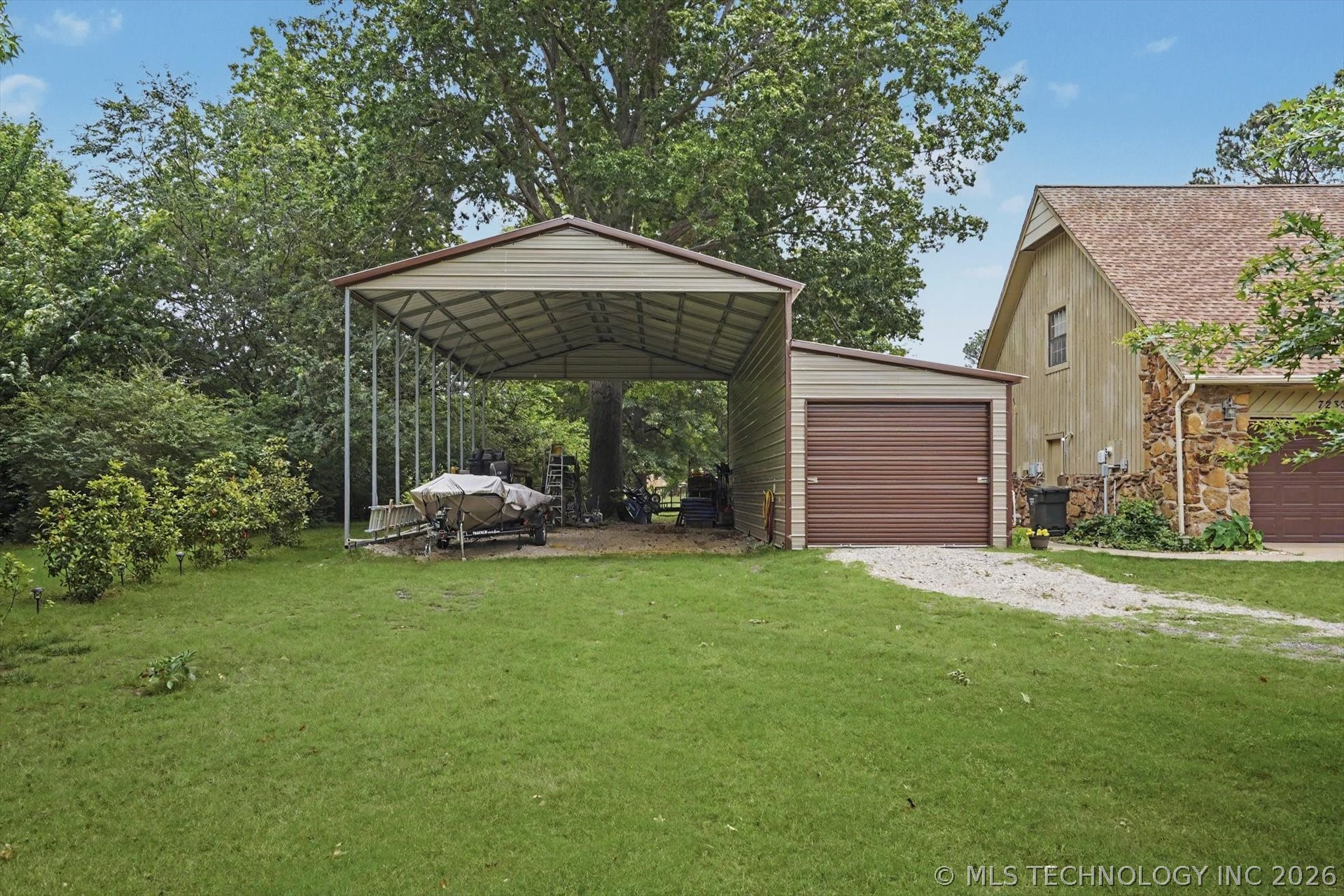 7233 S Gafford Avenue Broken Arrow OK 74014