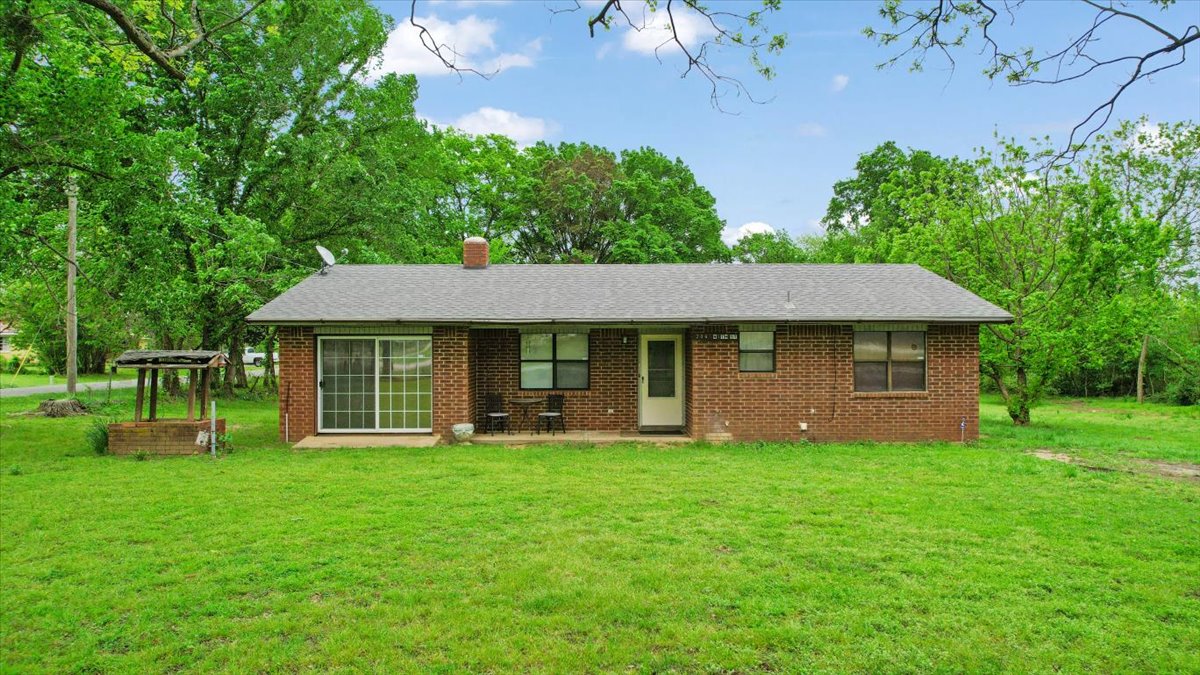 206 N 5th Street Milburn OK 73450