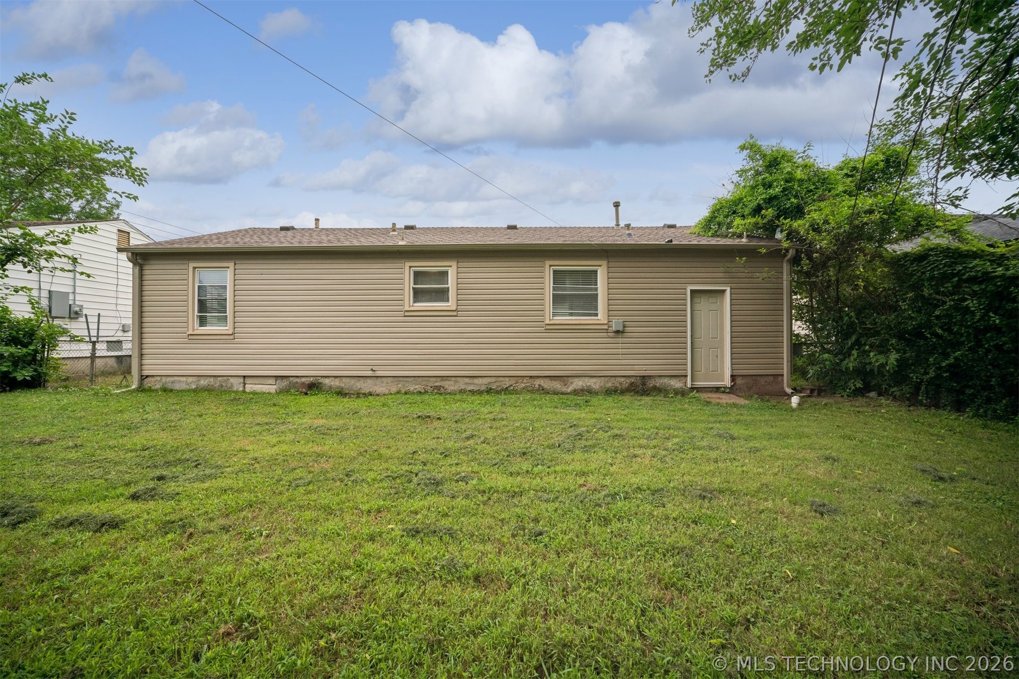 6207 E Newton Street Tulsa OK 74115