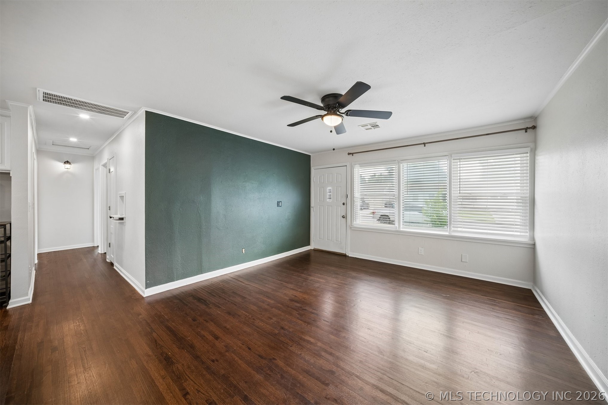 6207 E Newton Street Tulsa OK 74115