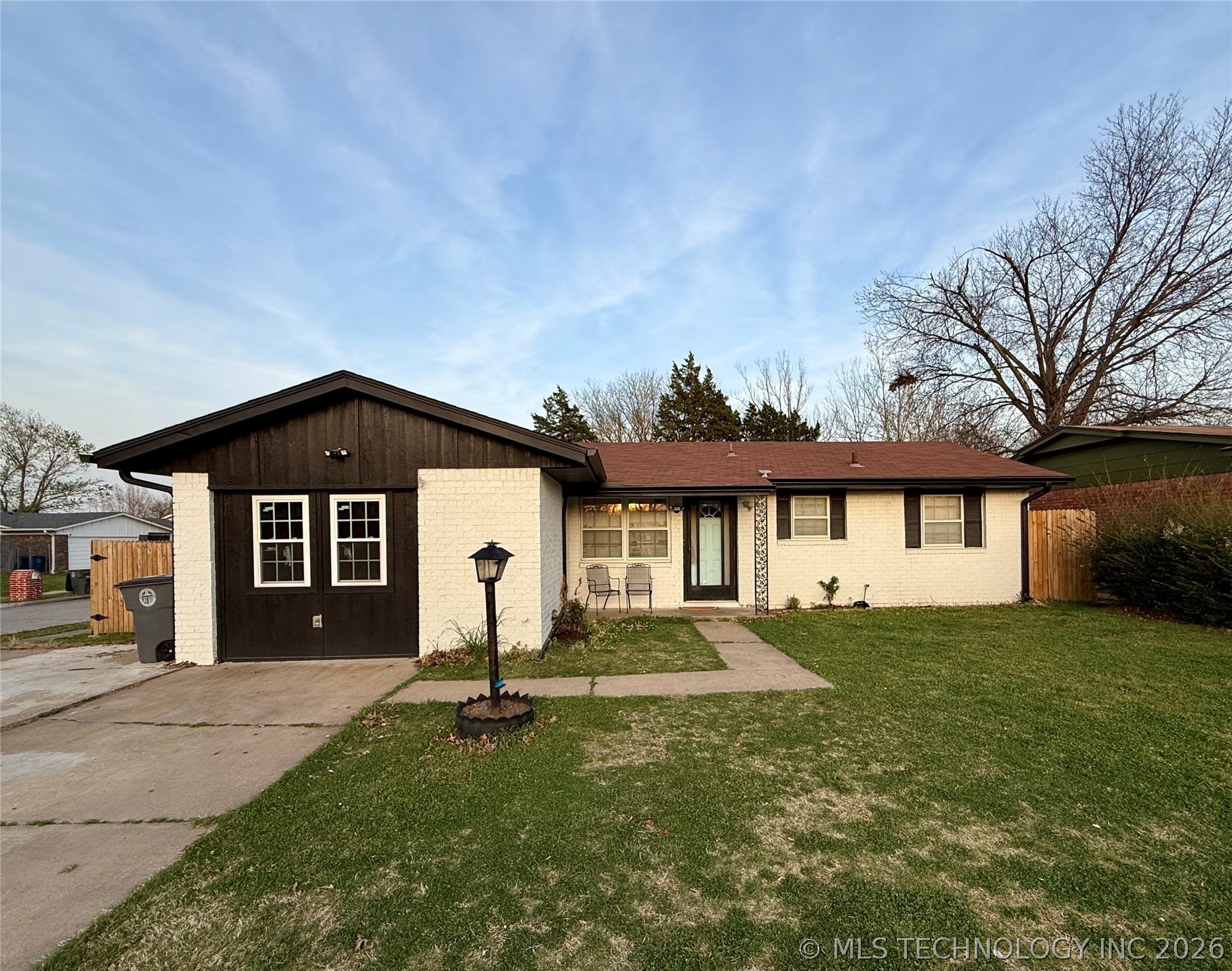 2405 S 123rd Eastavenue Tulsa OK 74129