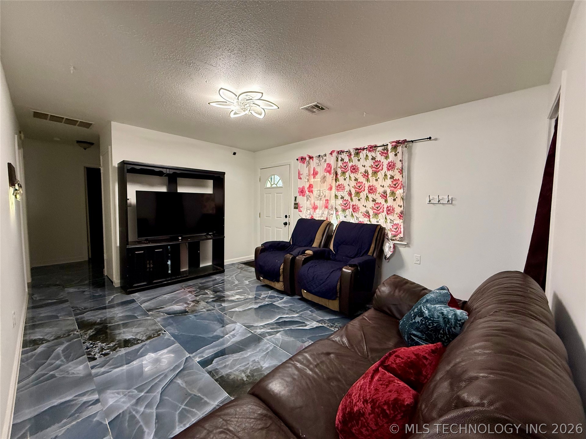 2405 S 123rd Eastavenue Tulsa OK 74129