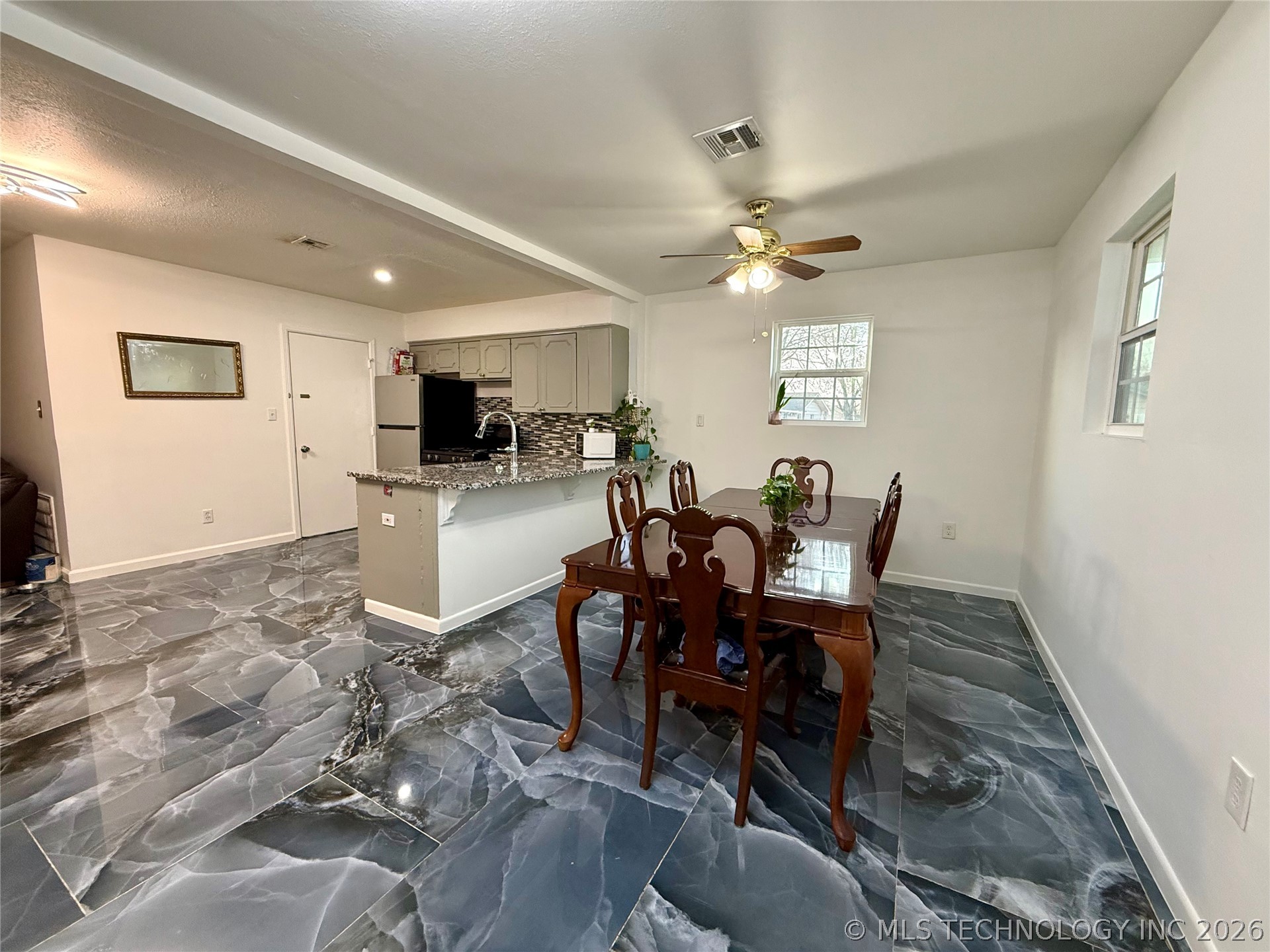 2405 S 123rd Eastavenue Tulsa OK 74129