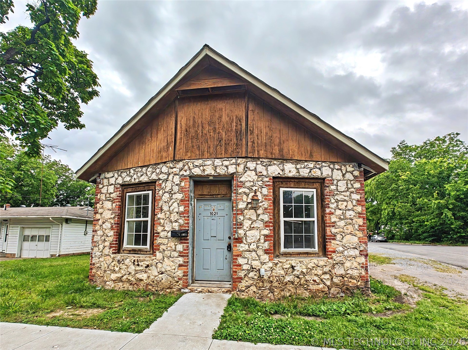 1021 N Vinita Avenue Tahlequah OK 74464