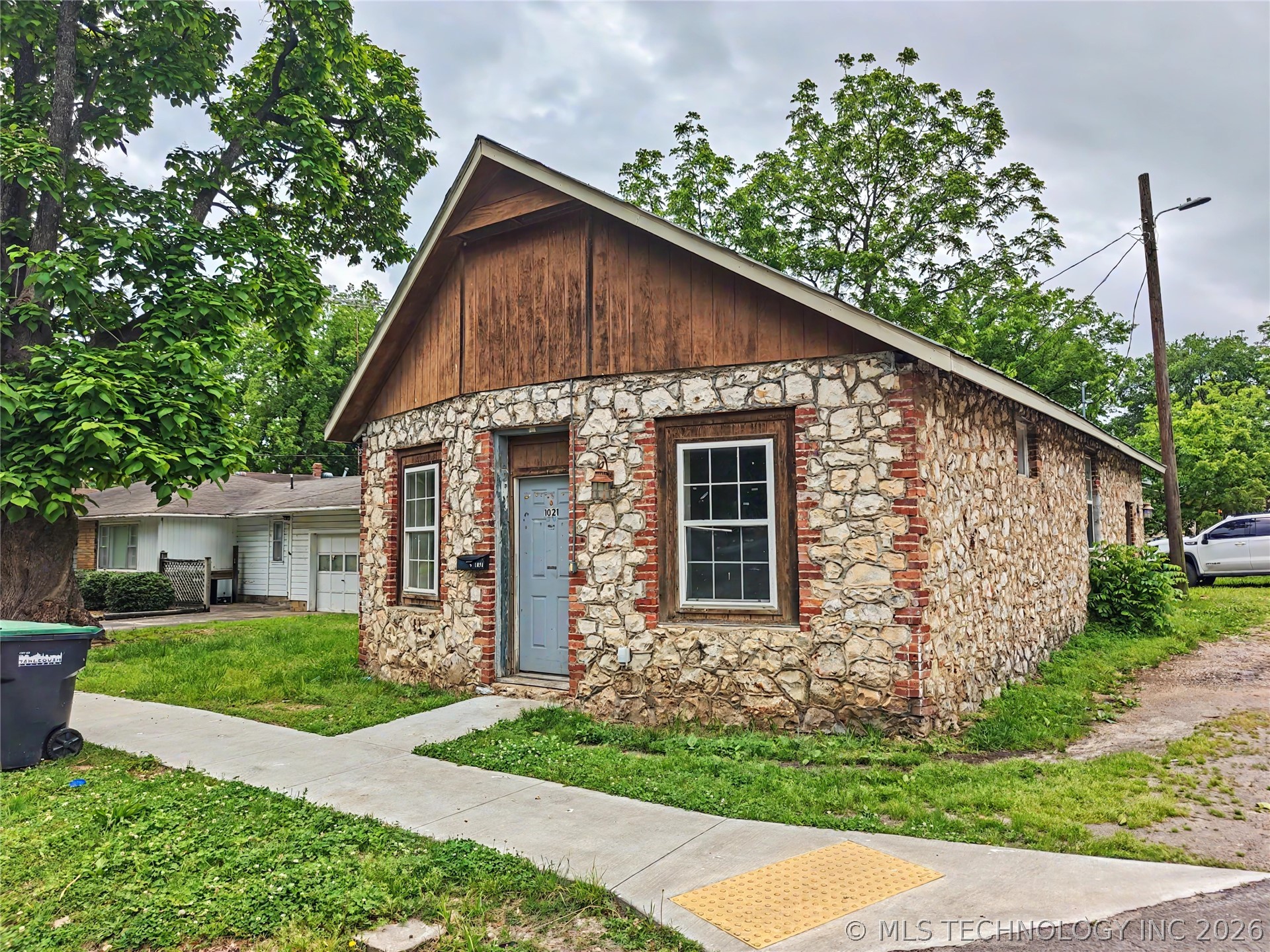 1021 N Vinita Avenue Tahlequah OK 74464