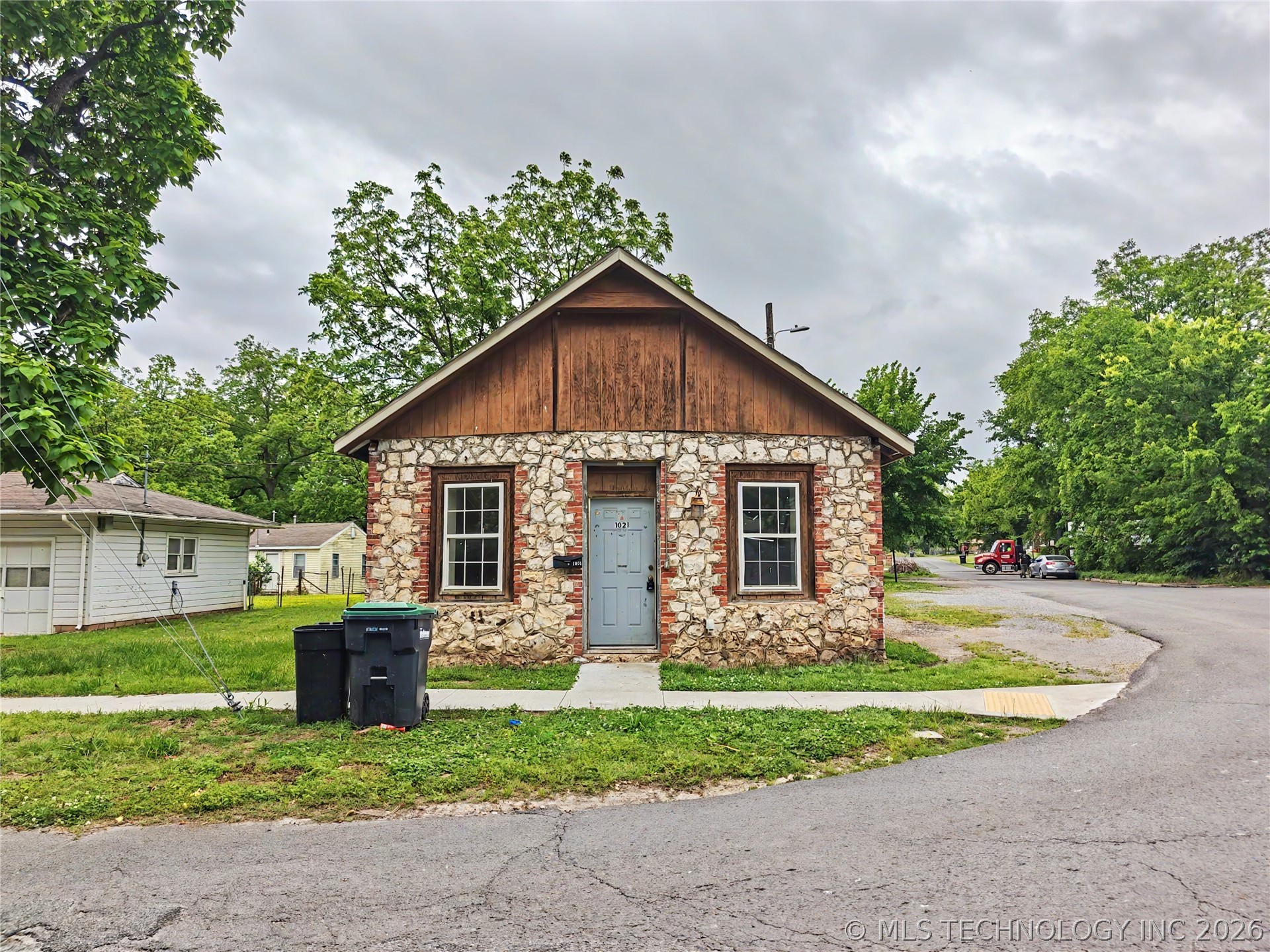 1021 N Vinita Avenue Tahlequah OK 74464