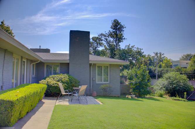 3248 Delaware Place Tulsa OK 74105