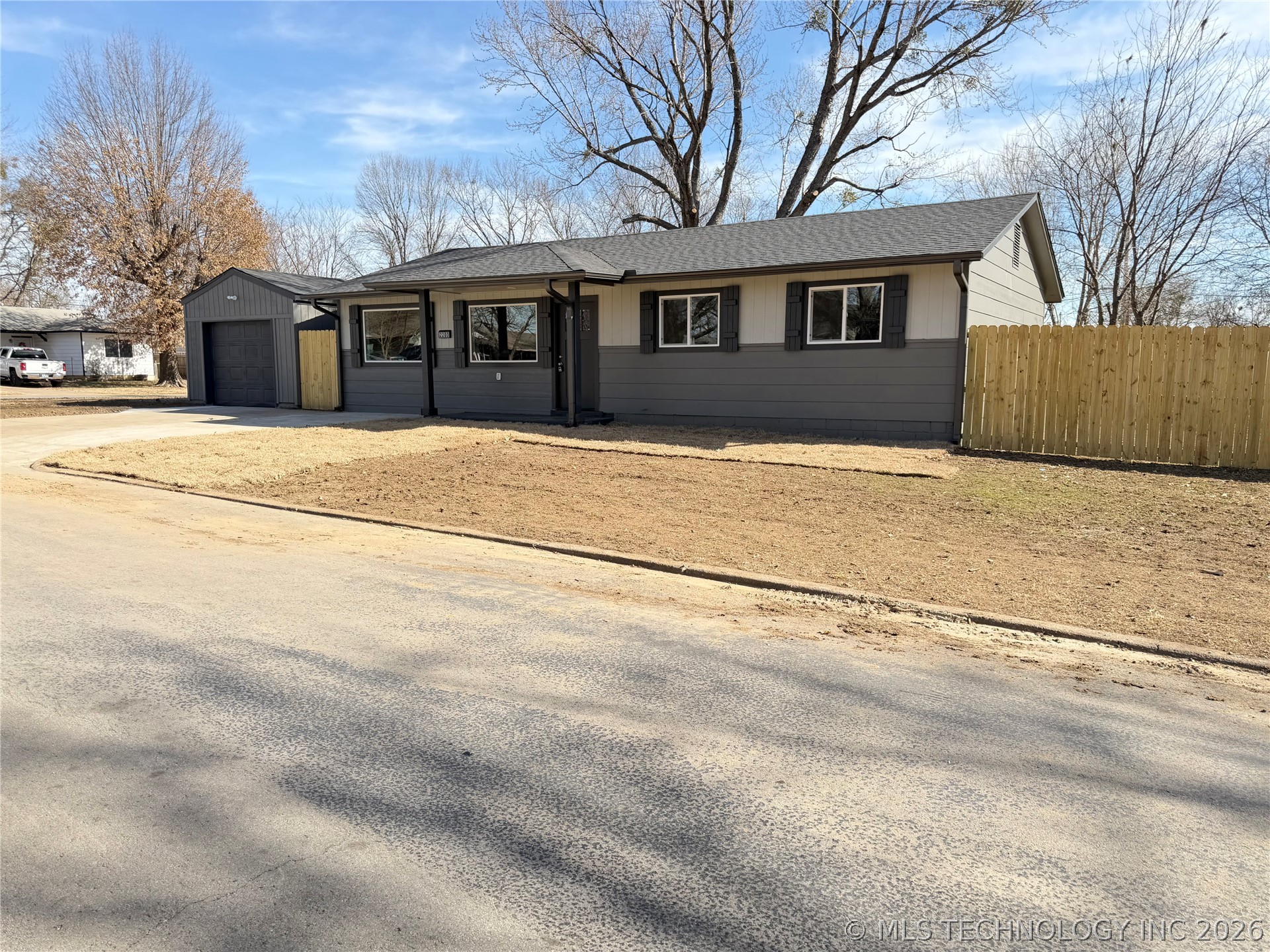 2203 S Poplar Street Sapulpa OK 74066
