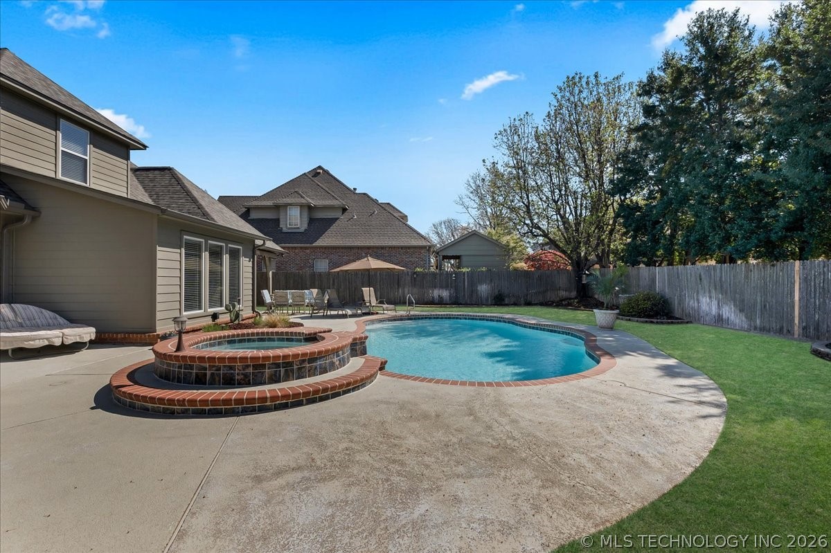 5710 E 109th Street Tulsa OK 74137