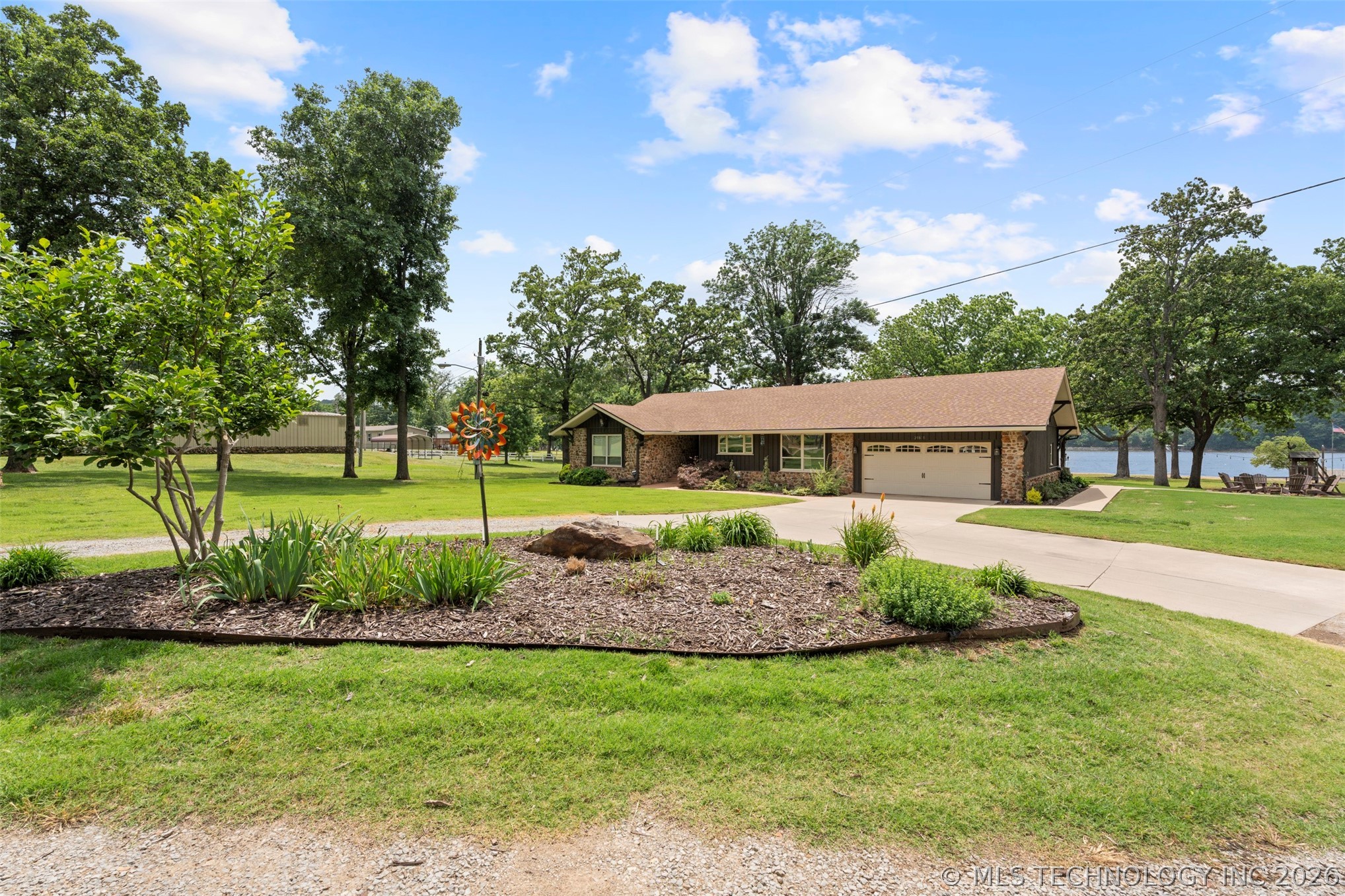 25815 S Horsecreek Drive Afton OK 74331
