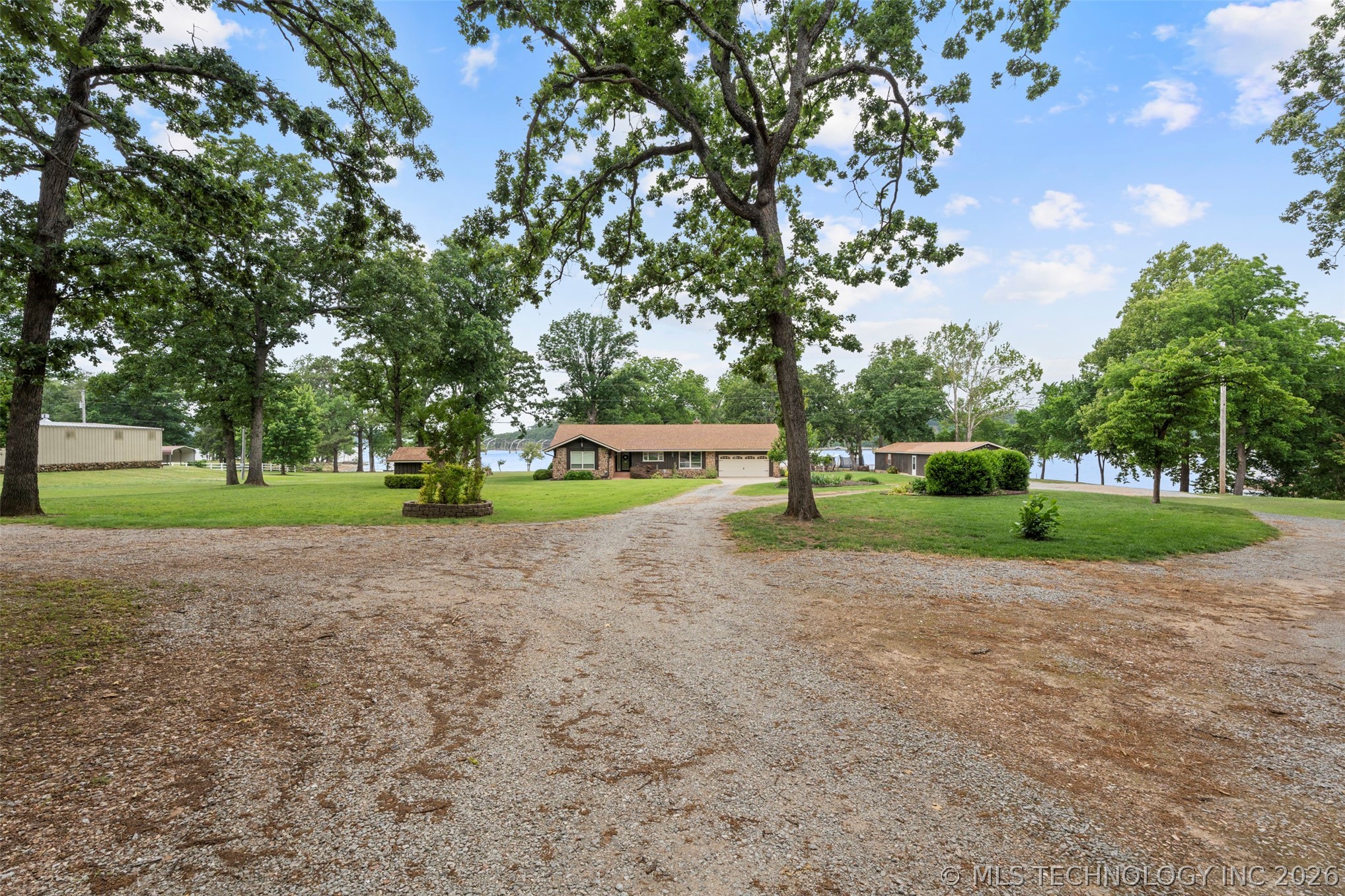 25815 S Horsecreek Drive Afton OK 74331