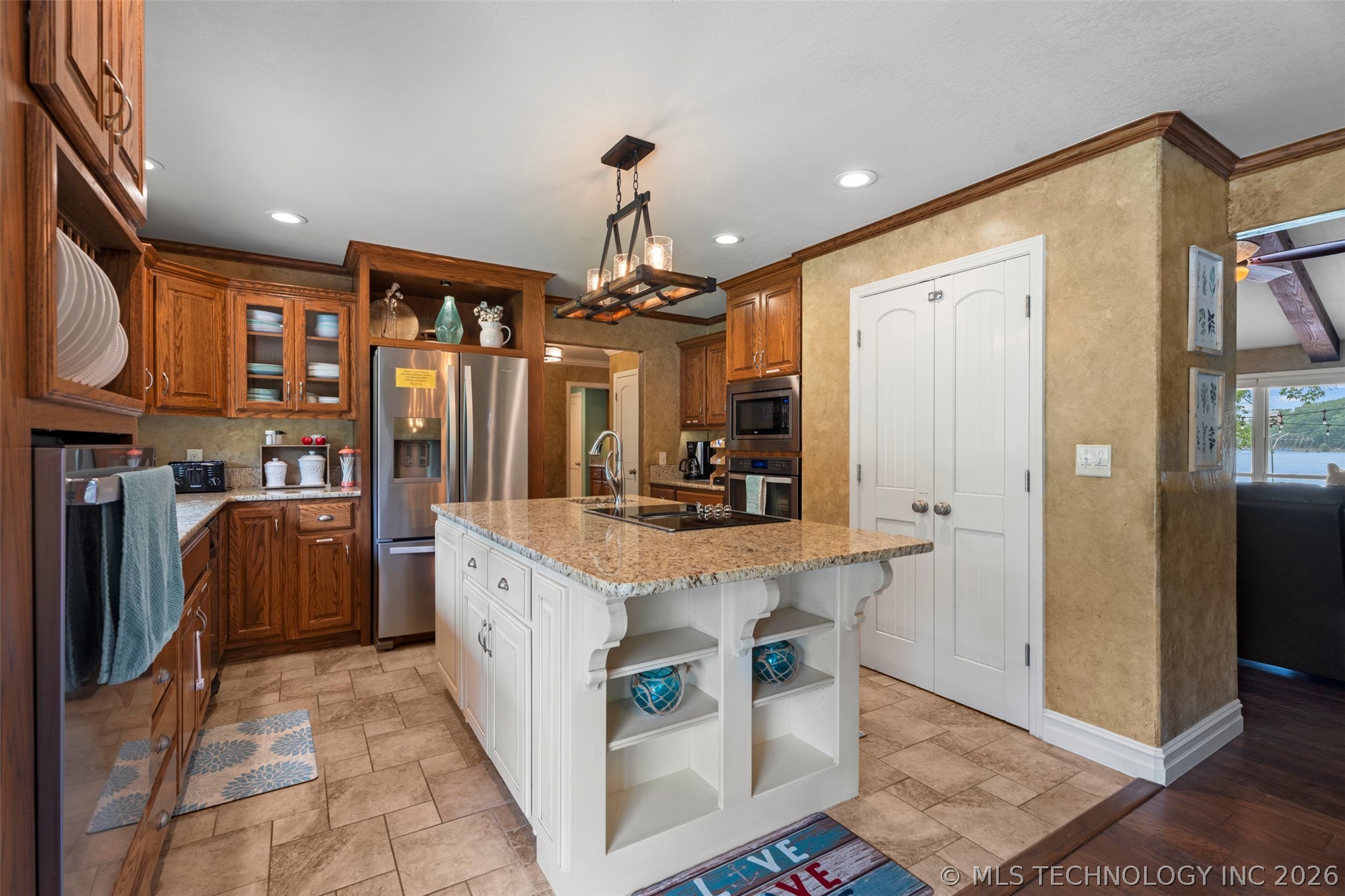 25815 S Horsecreek Drive Afton OK 74331