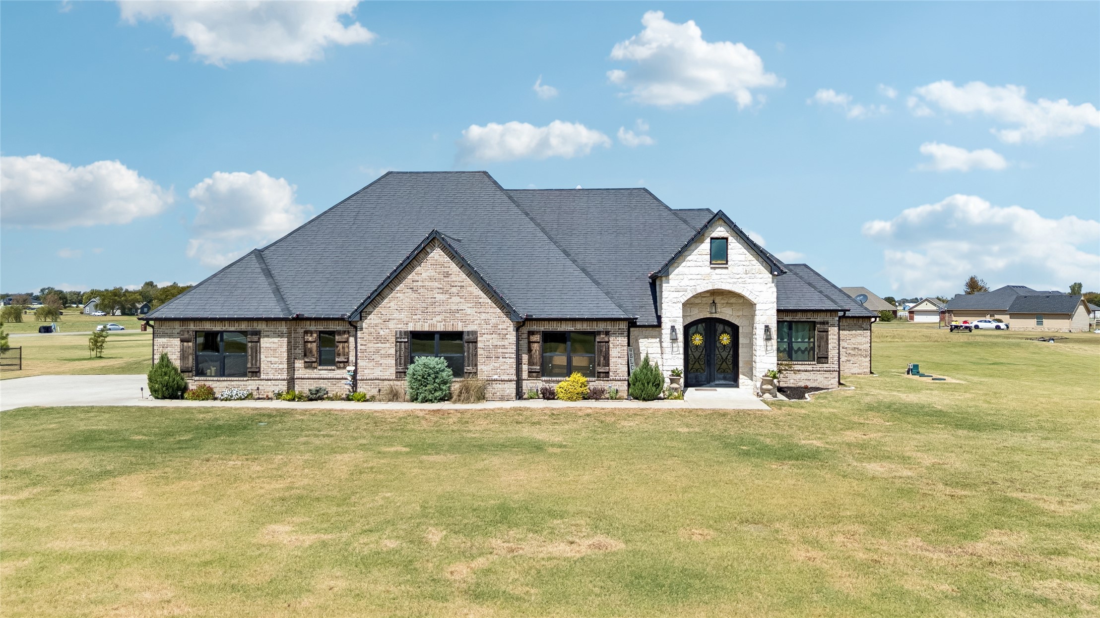 102 Rustic Lane Pryor OK 74361