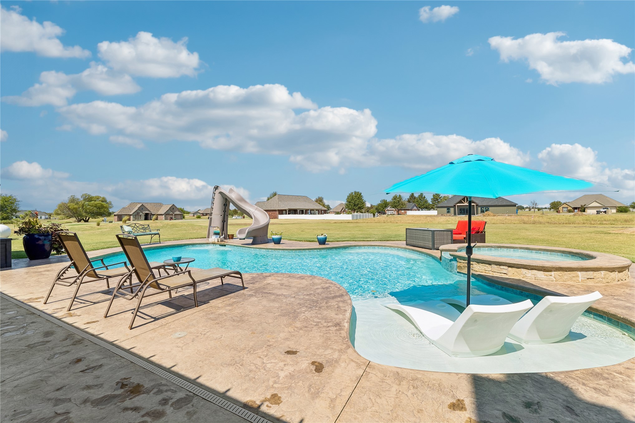 102 Rustic Lane Pryor OK 74361