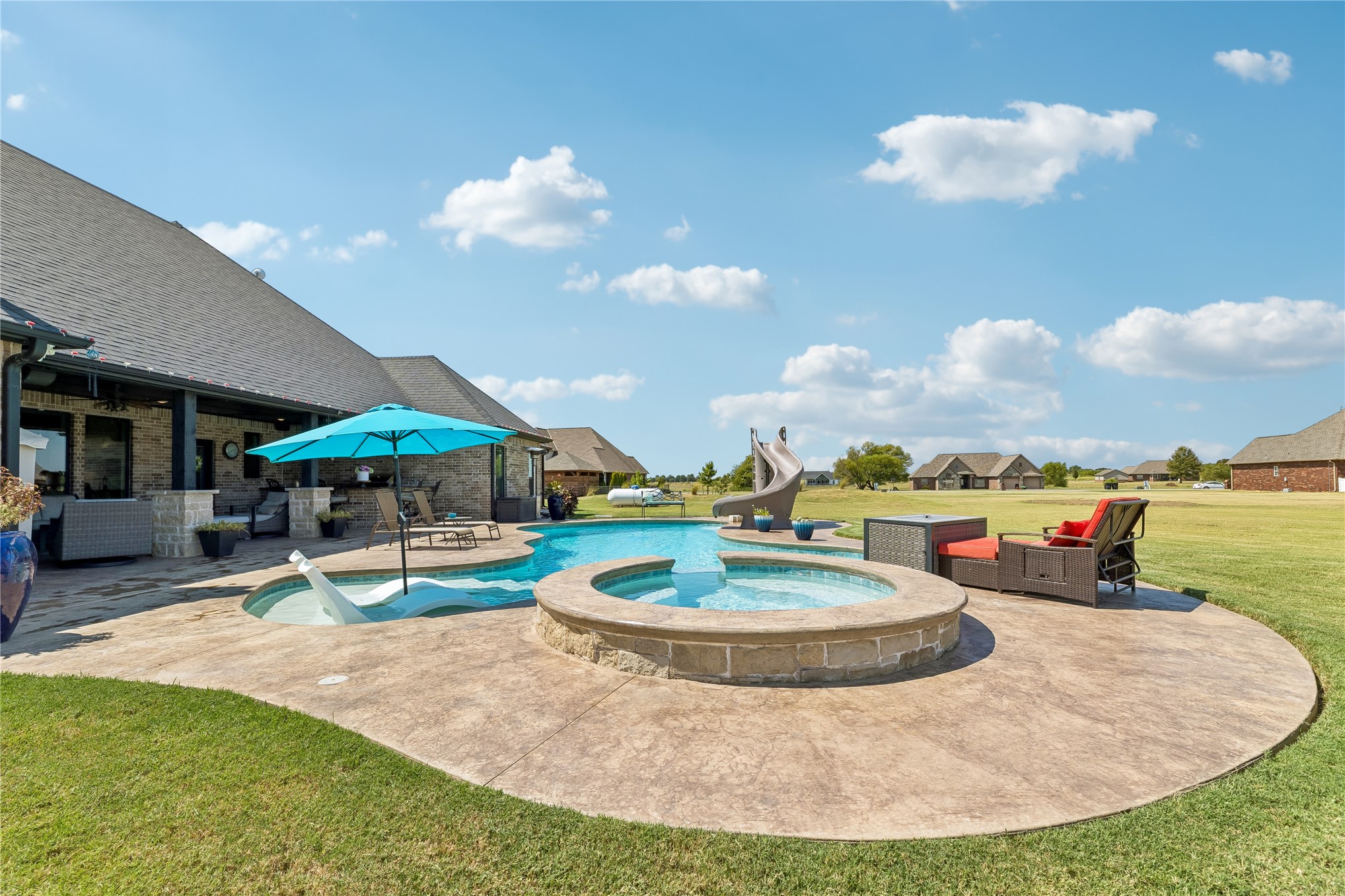 102 Rustic Lane Pryor OK 74361