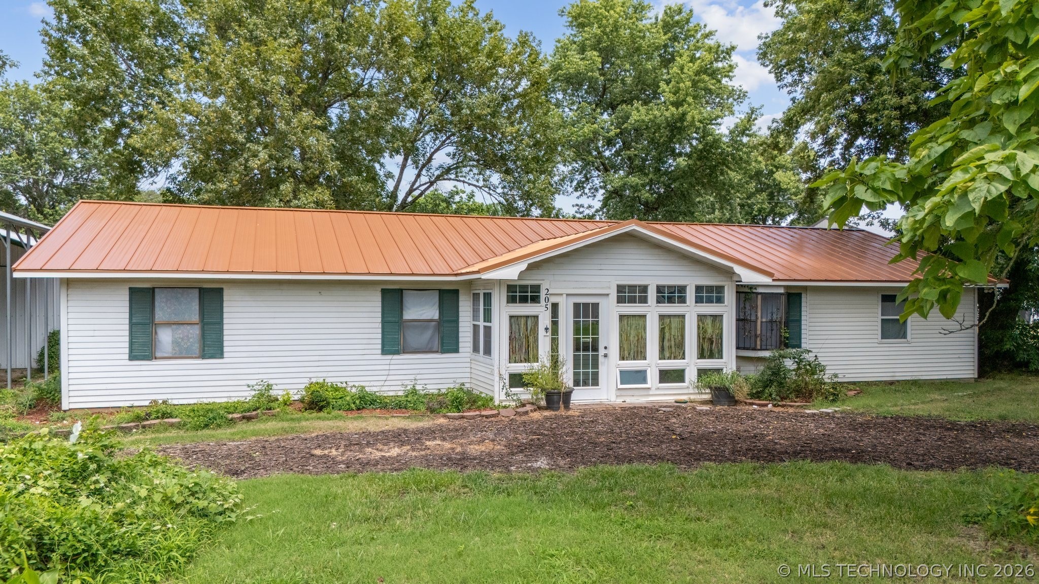 205 E Layton Street Chelsea OK 74016