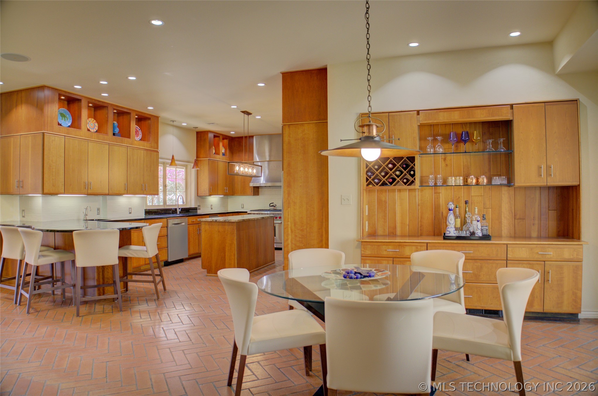 4464 Oak Road Tulsa OK 74105
