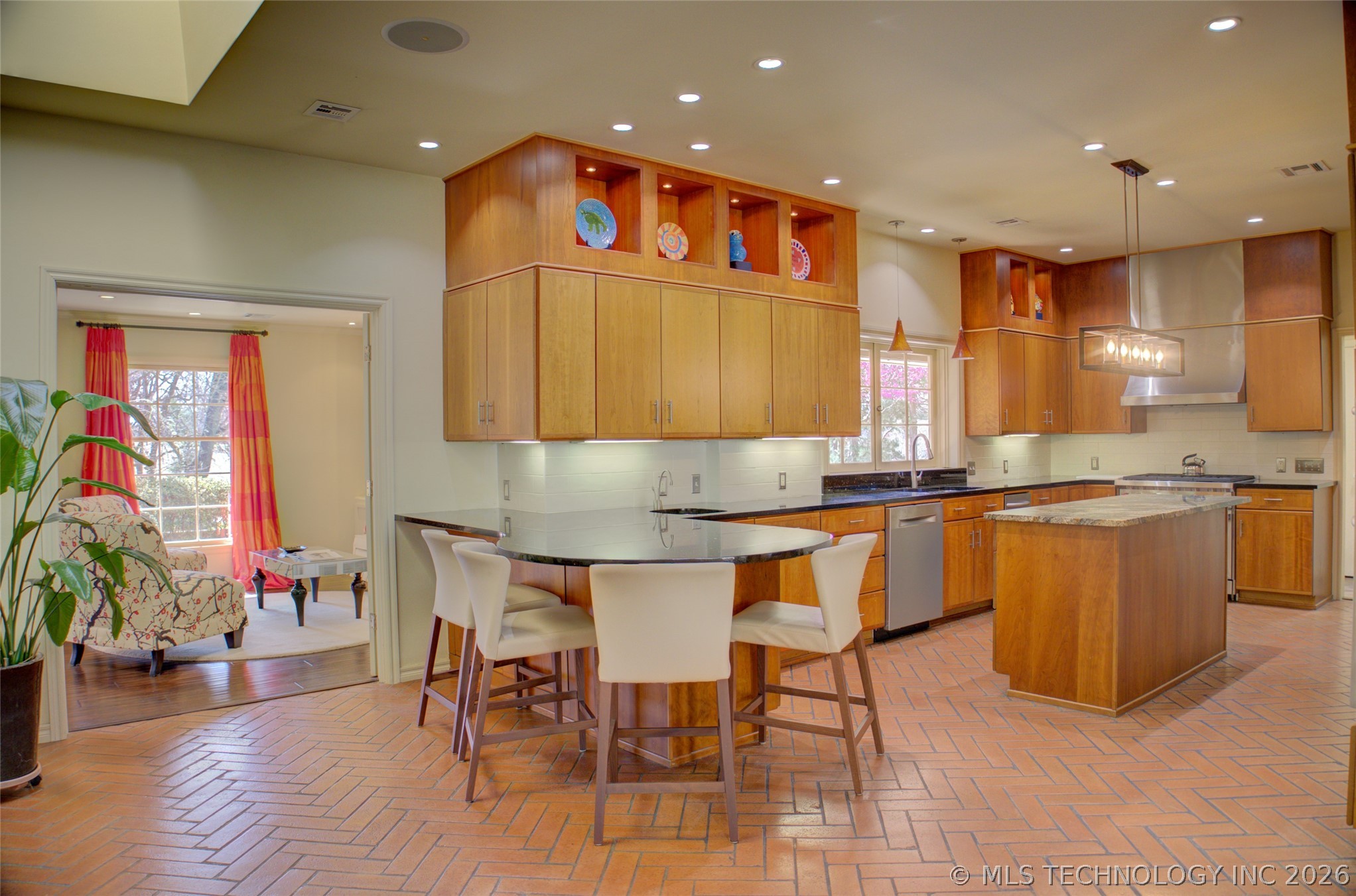 4464 Oak Road Tulsa OK 74105