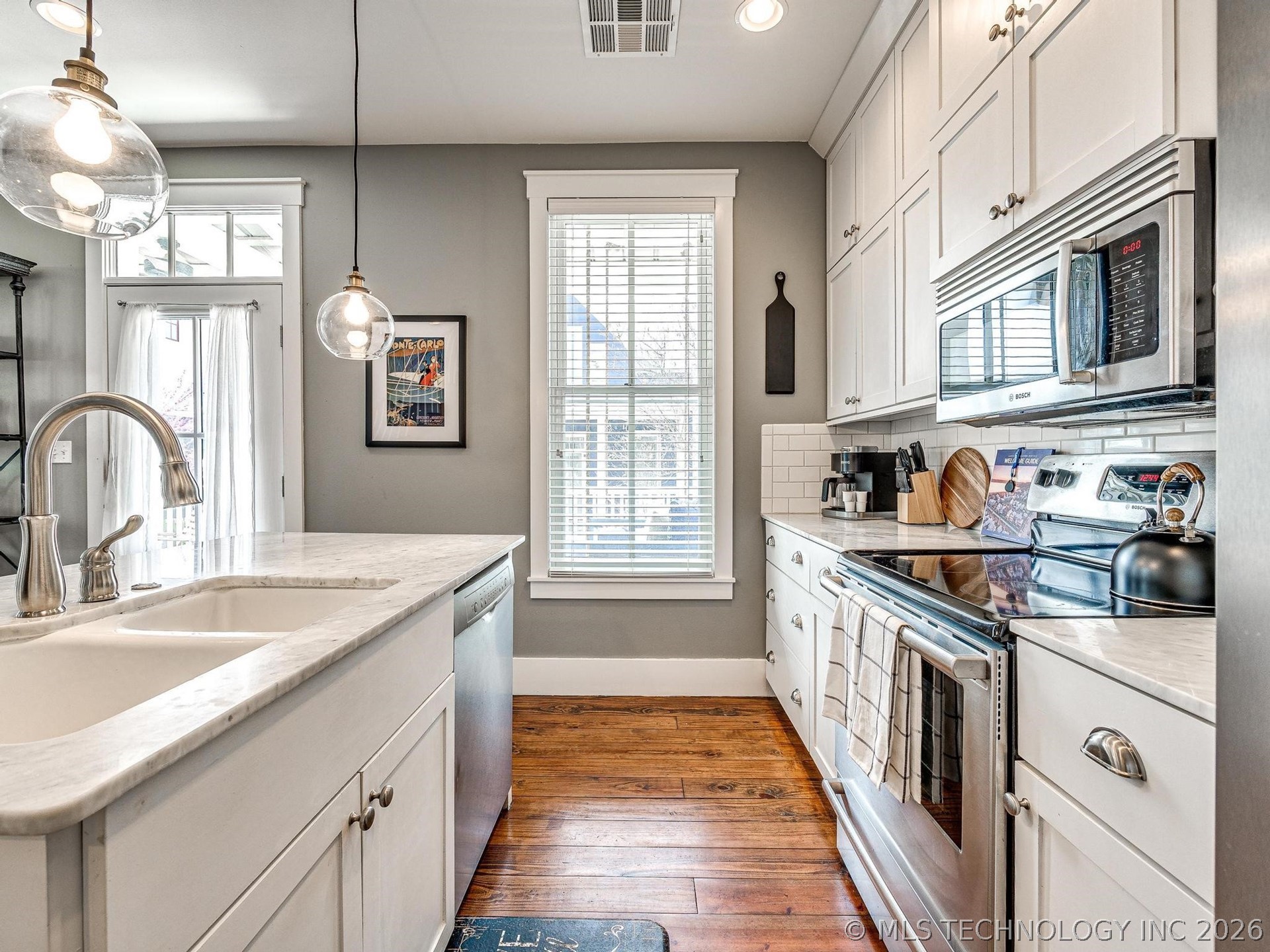 35 Boardwalk Street Carlton Landing OK 74432