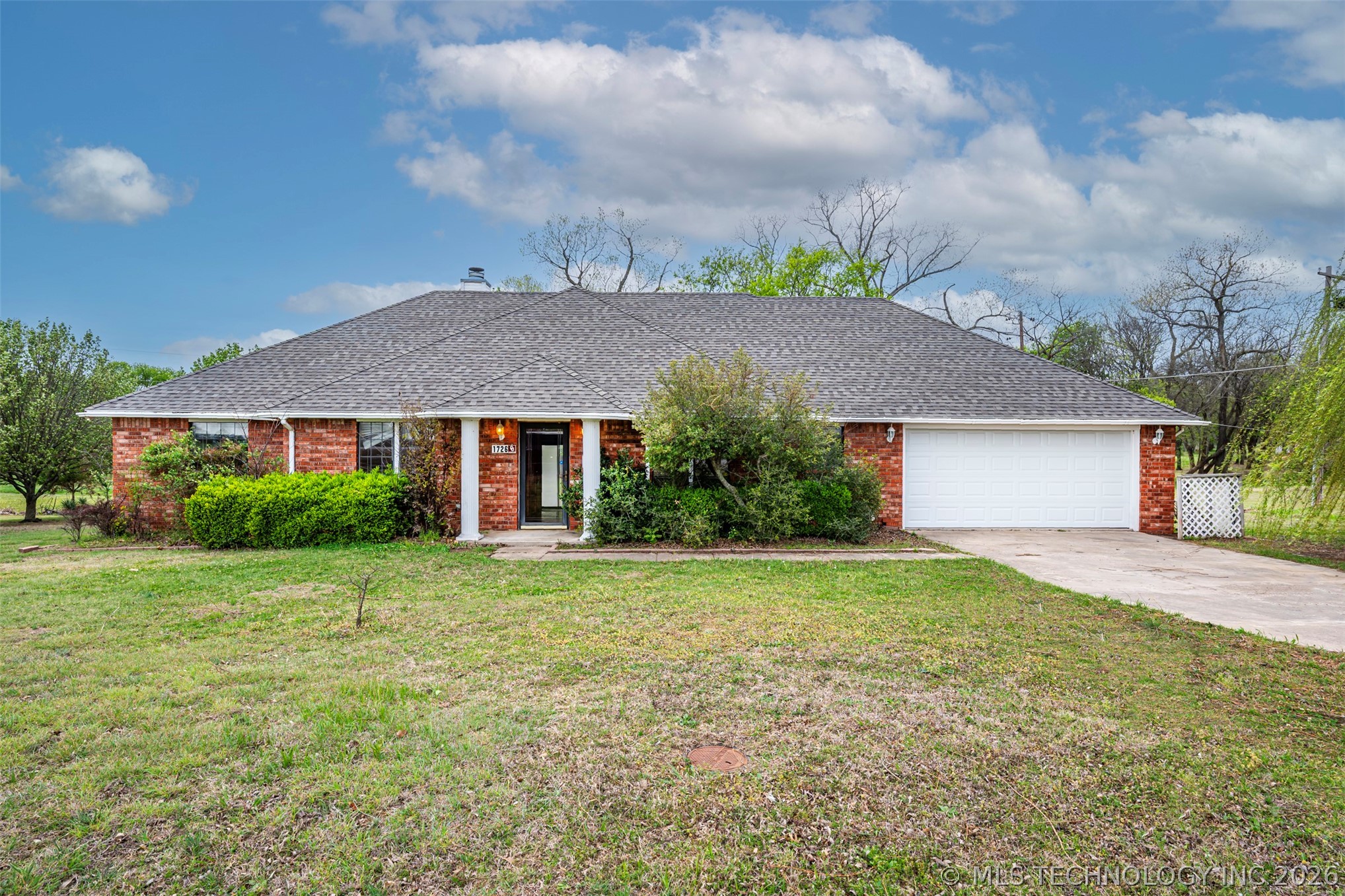 1726 Lakeview Drive Sulphur OK 73086