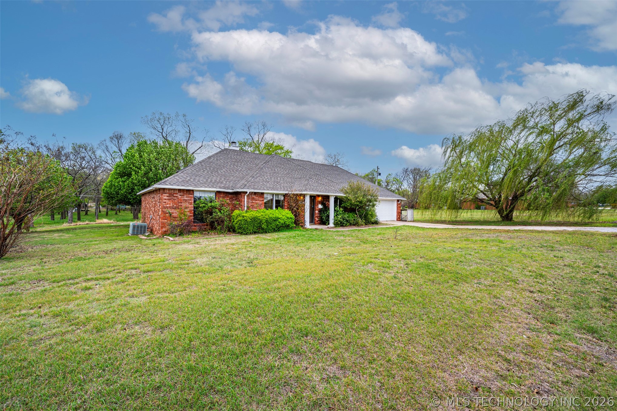 1726 Lakeview Drive Sulphur OK 73086