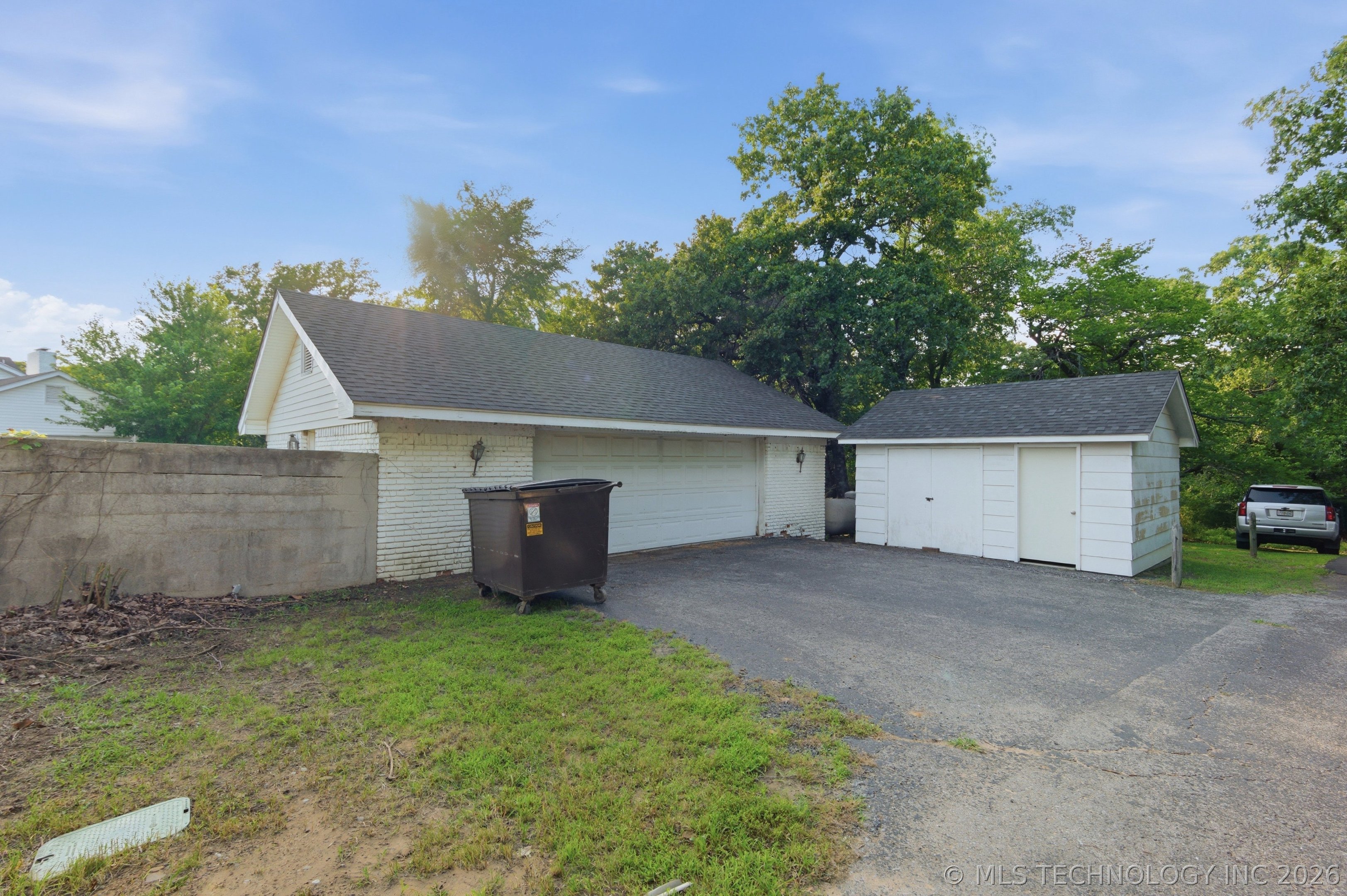 631 Rolling Oaks Place Muskogee OK 74401