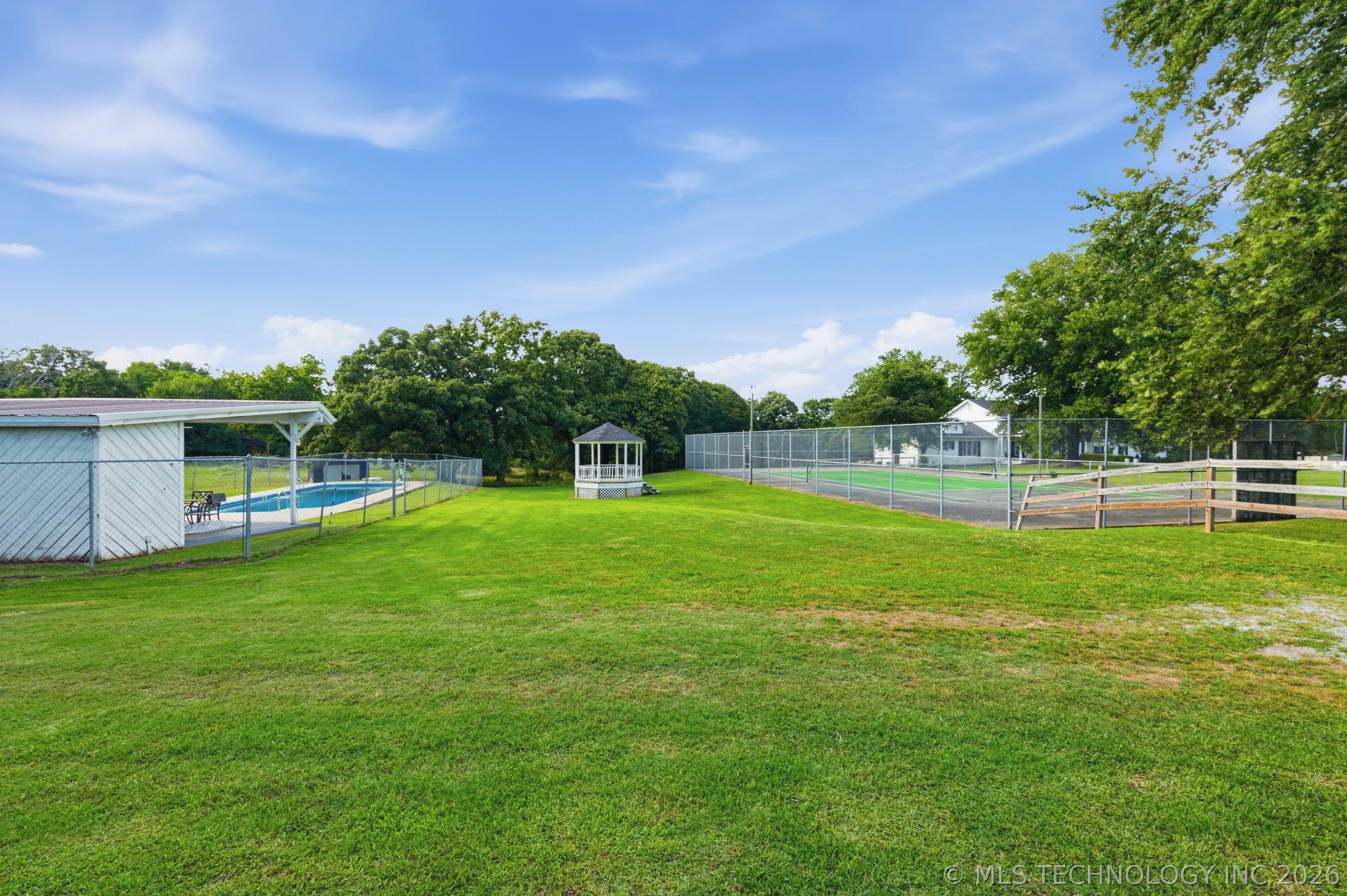 631 Rolling Oaks Place Muskogee OK 74401