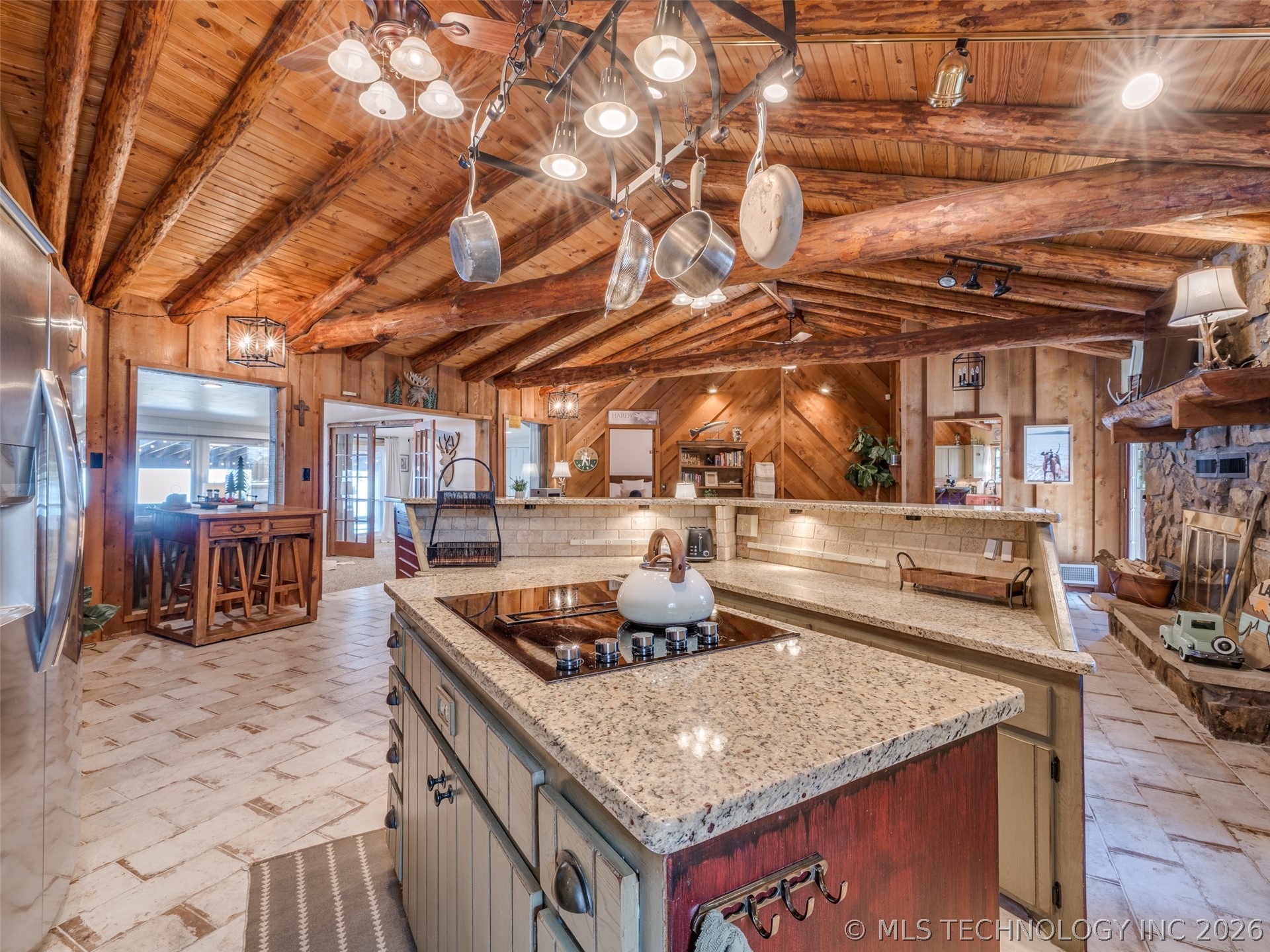 370 N Bk 1600 Road Stigler OK 74462