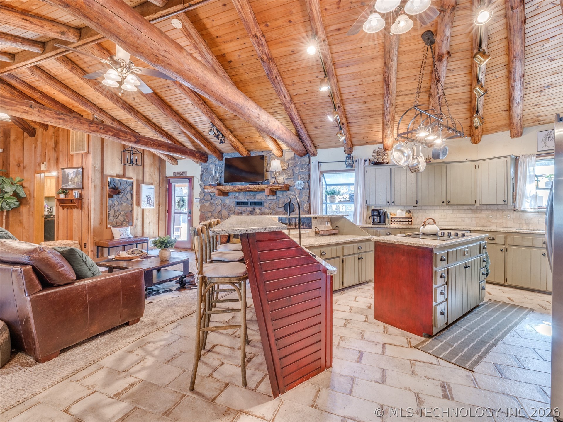 370 N Bk 1600 Road Stigler OK 74462