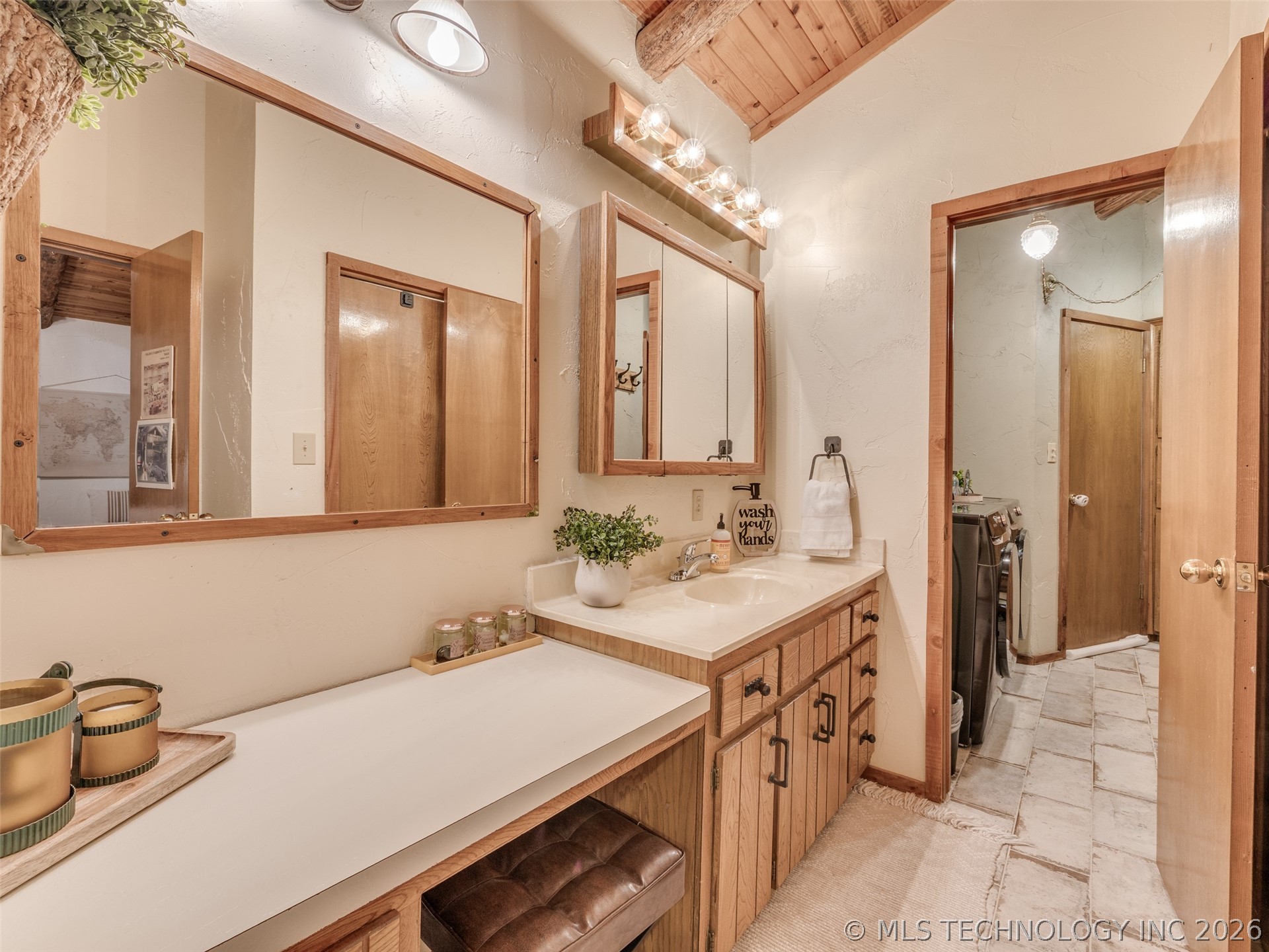 370 N Bk 1600 Road Stigler OK 74462