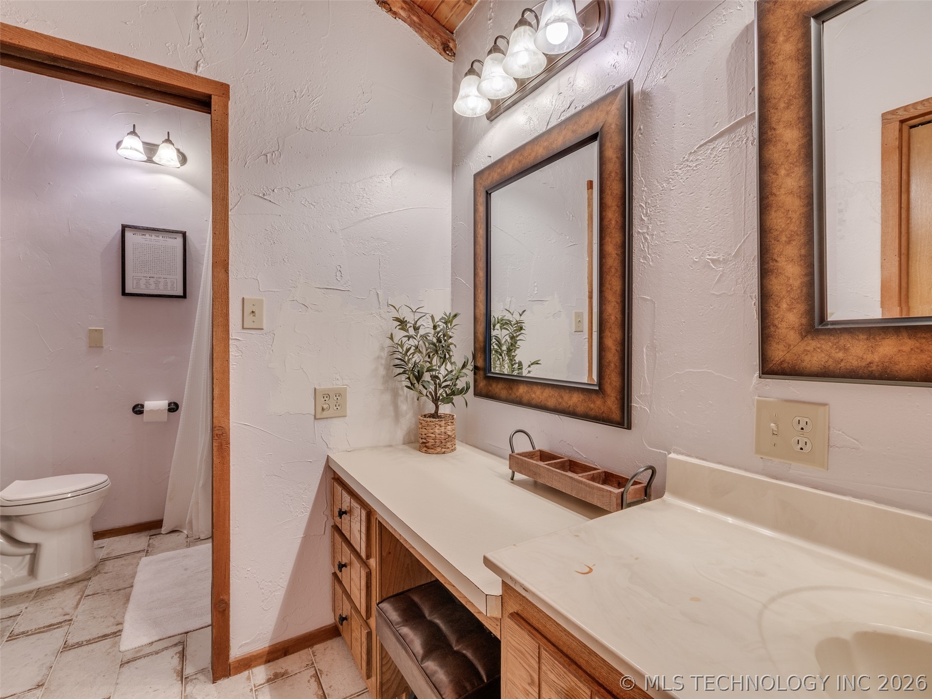 370 N Bk 1600 Road Stigler OK 74462