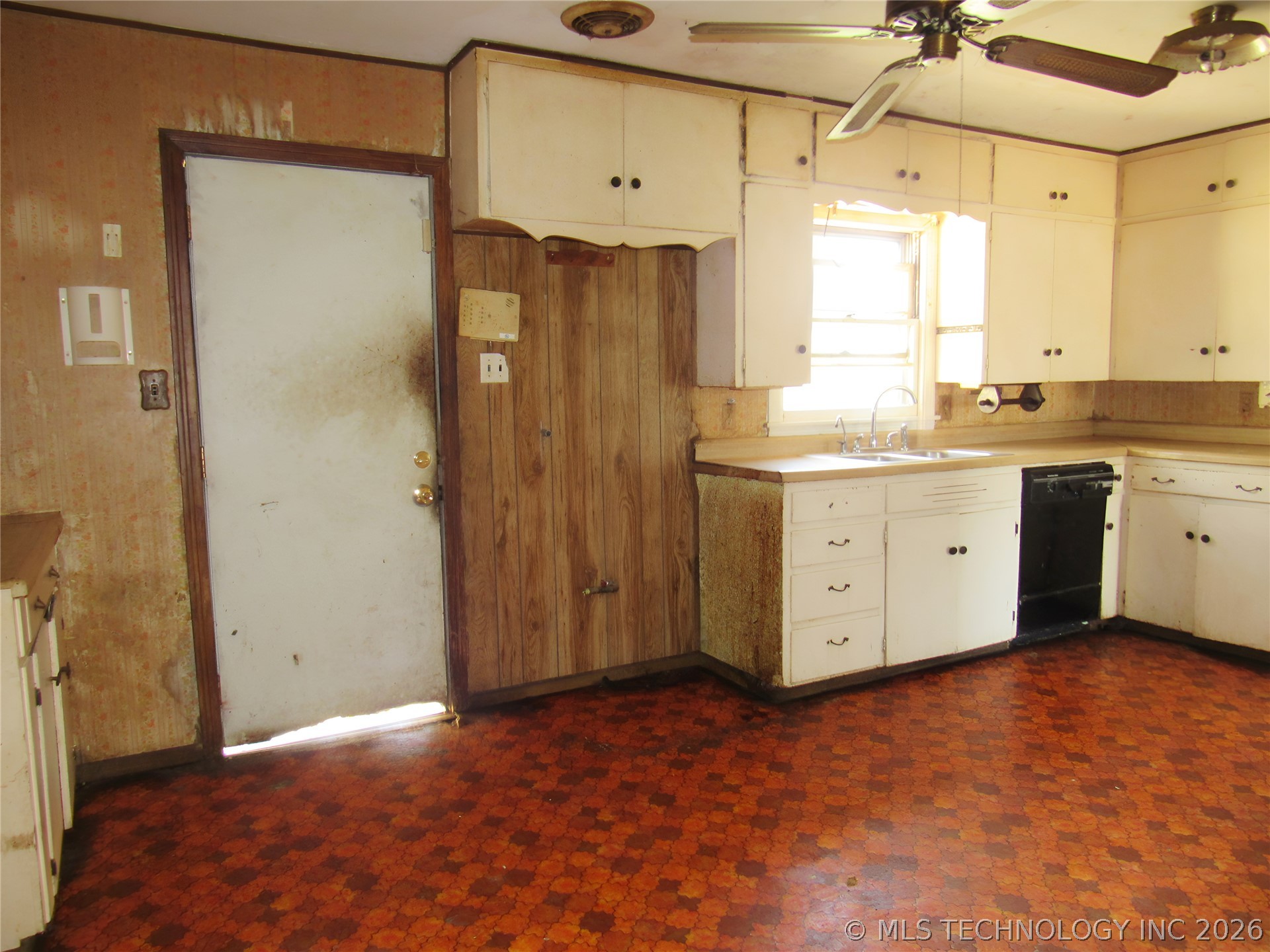 324 SE Edgewood Avenue Bartlesville OK 74006
