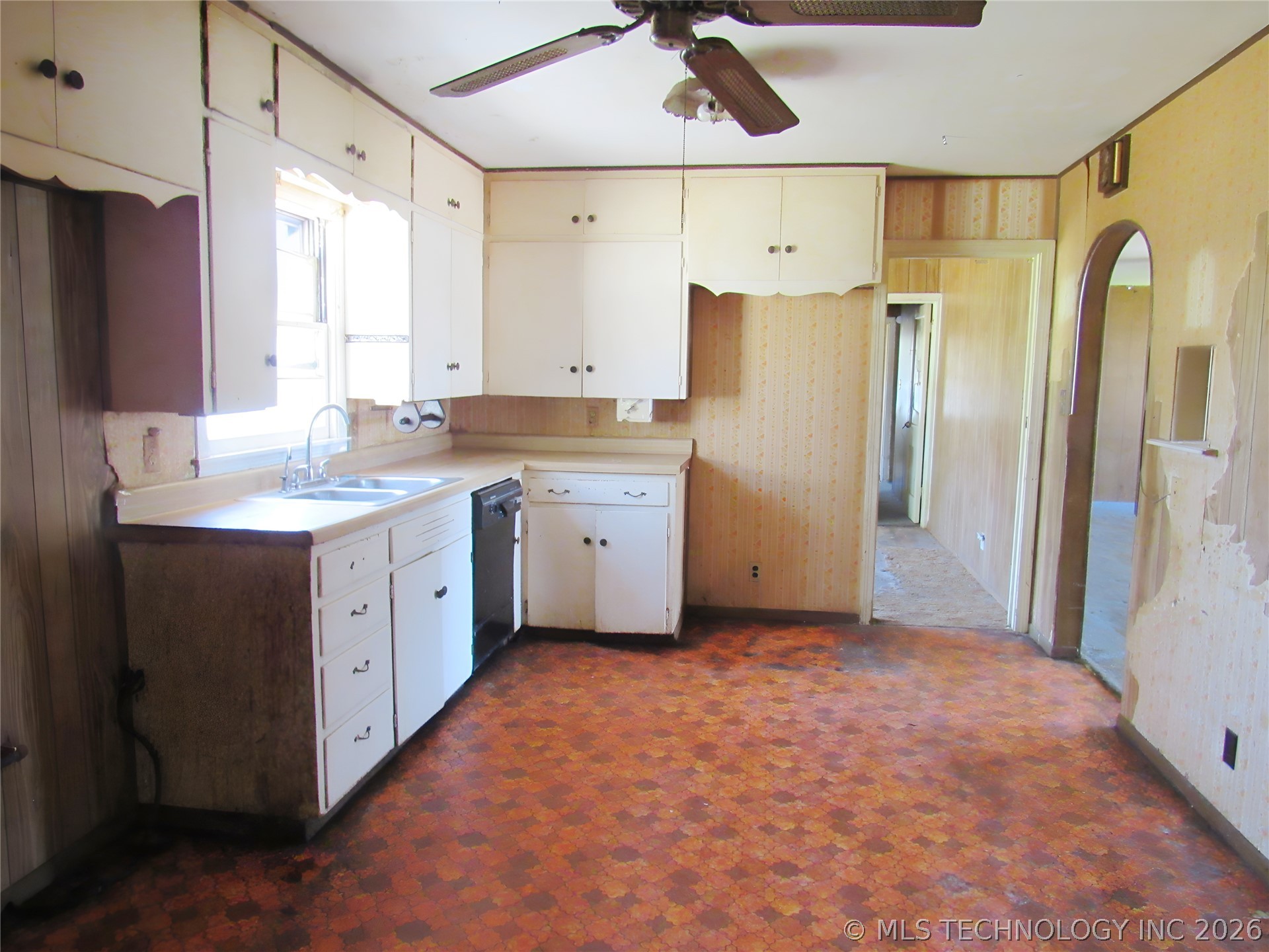 324 SE Edgewood Avenue Bartlesville OK 74006