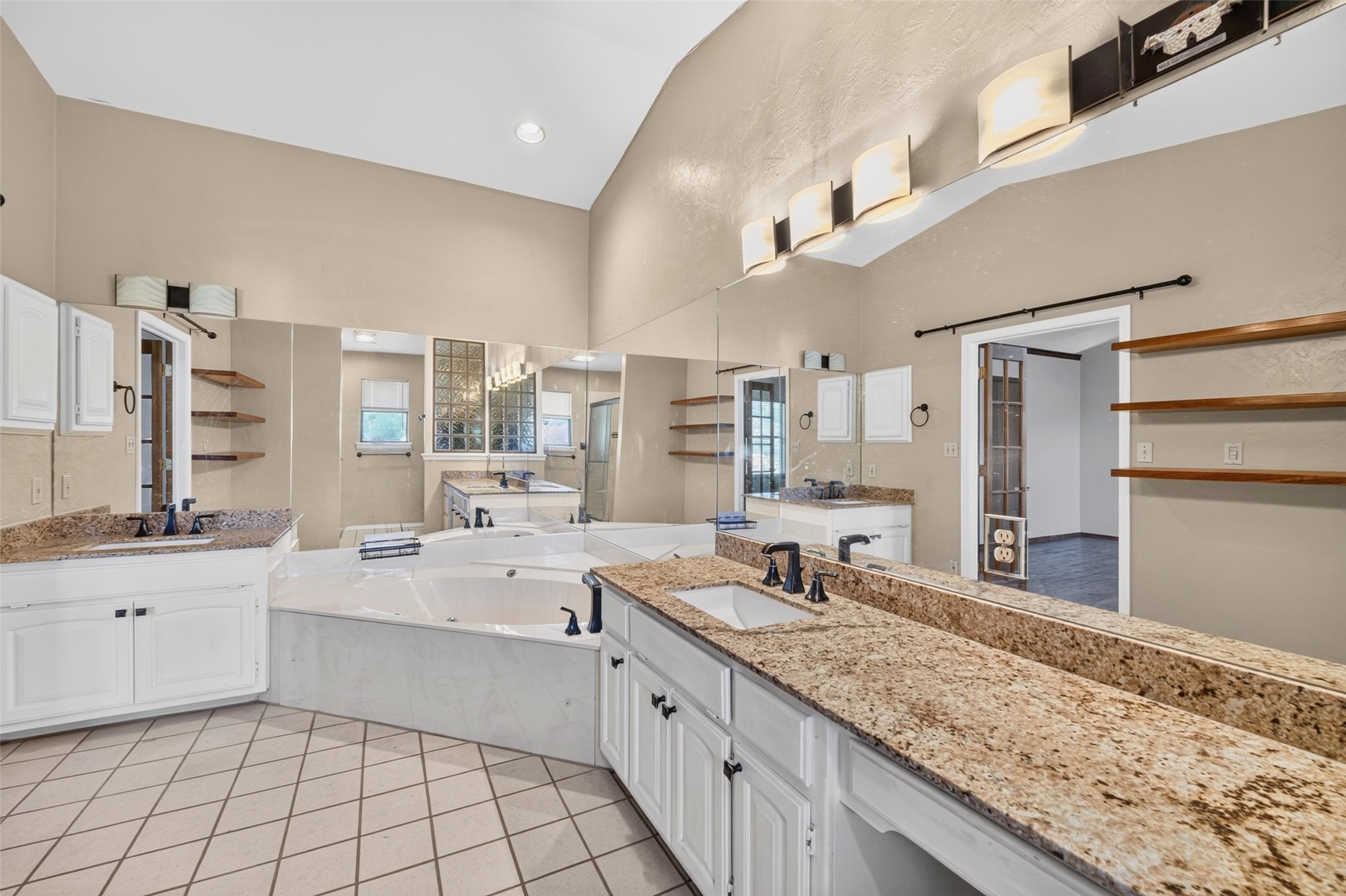 1604 S Fir Avenue Broken Arrow OK 74012
