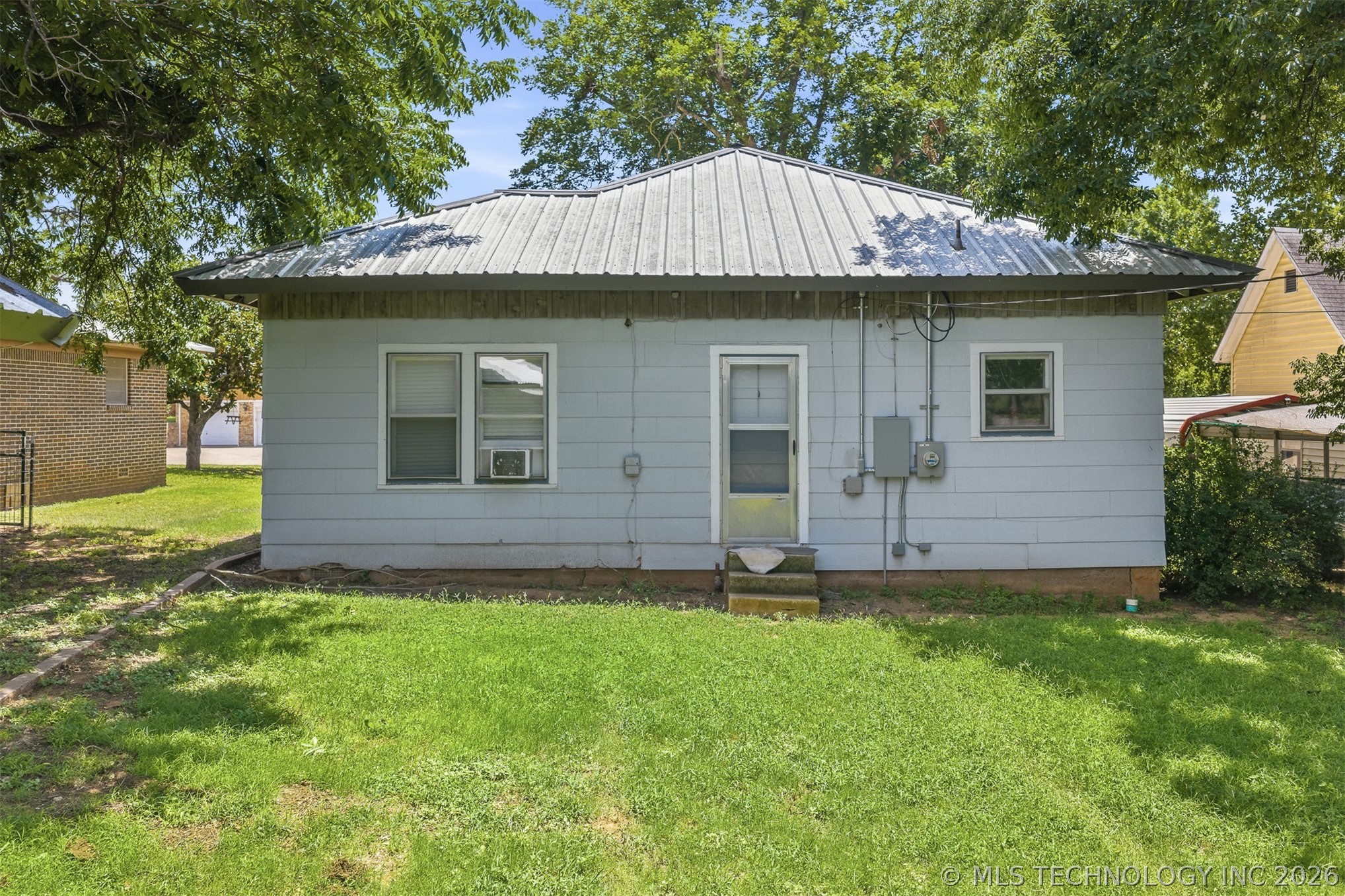 510 E A Street Waurika OK 73573