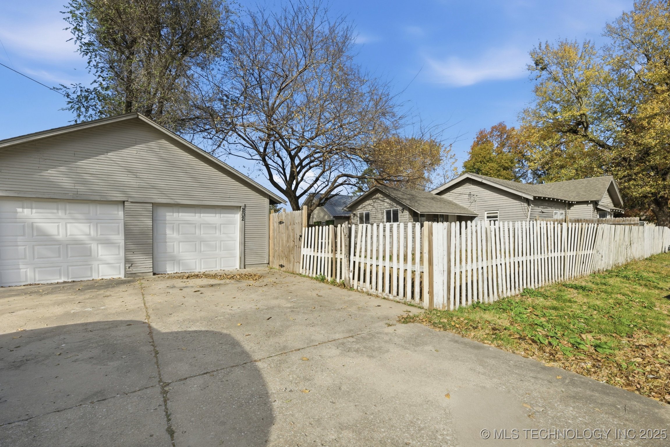 202 W Ada Street Sperry OK 74073