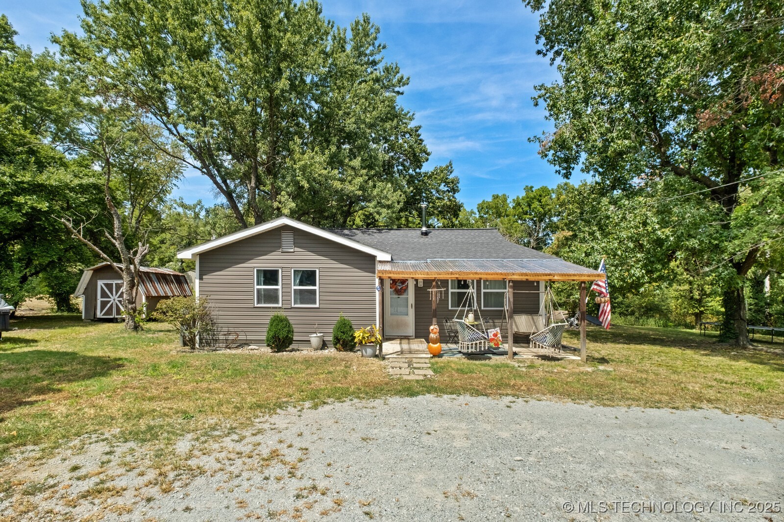 901 W Cherokee Jay OK 74346