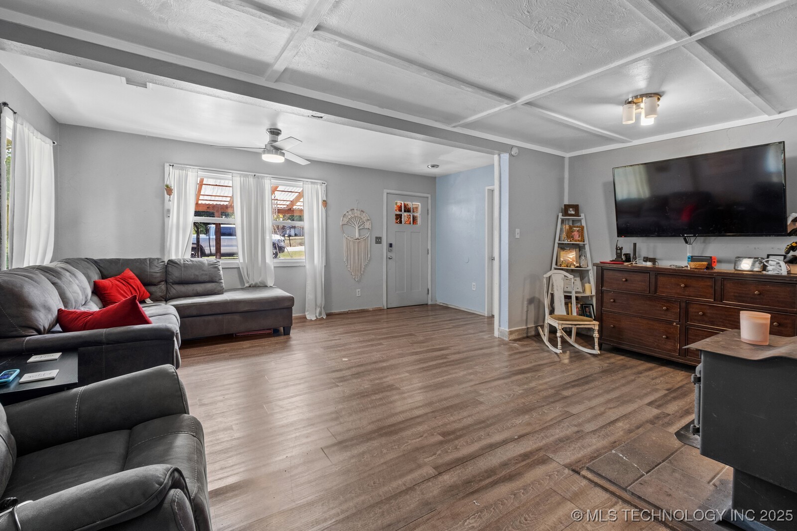 901 W Cherokee Jay OK 74346
