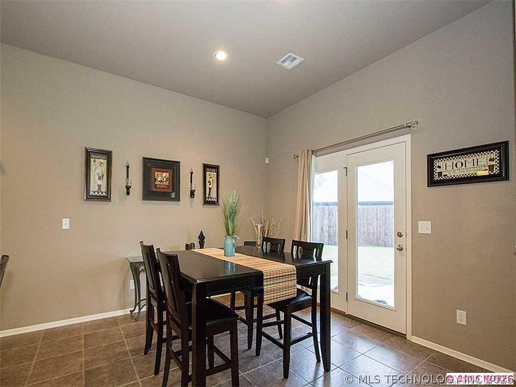 9058 E 136th Place S Bixby OK 74008
