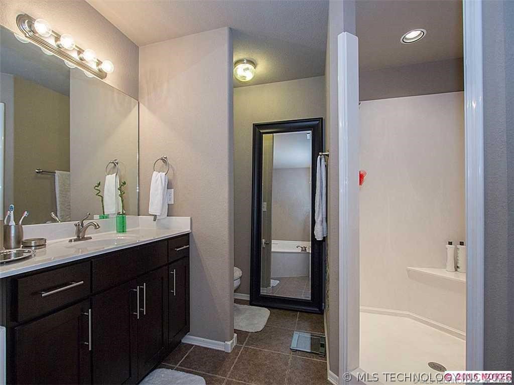 9058 E 136th Place S Bixby OK 74008