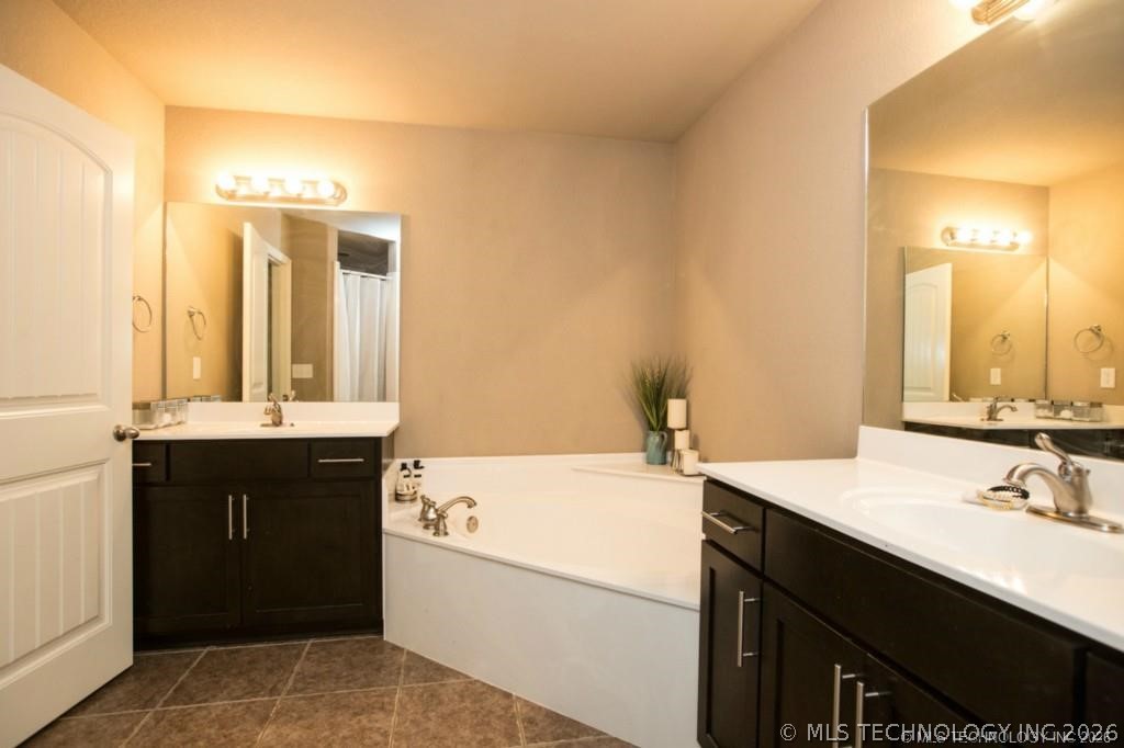 9058 E 136th Place S Bixby OK 74008