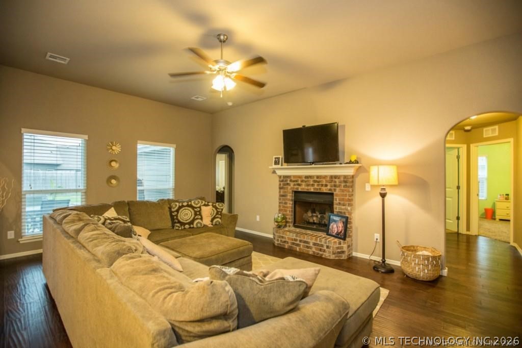 9058 E 136th Place S Bixby OK 74008