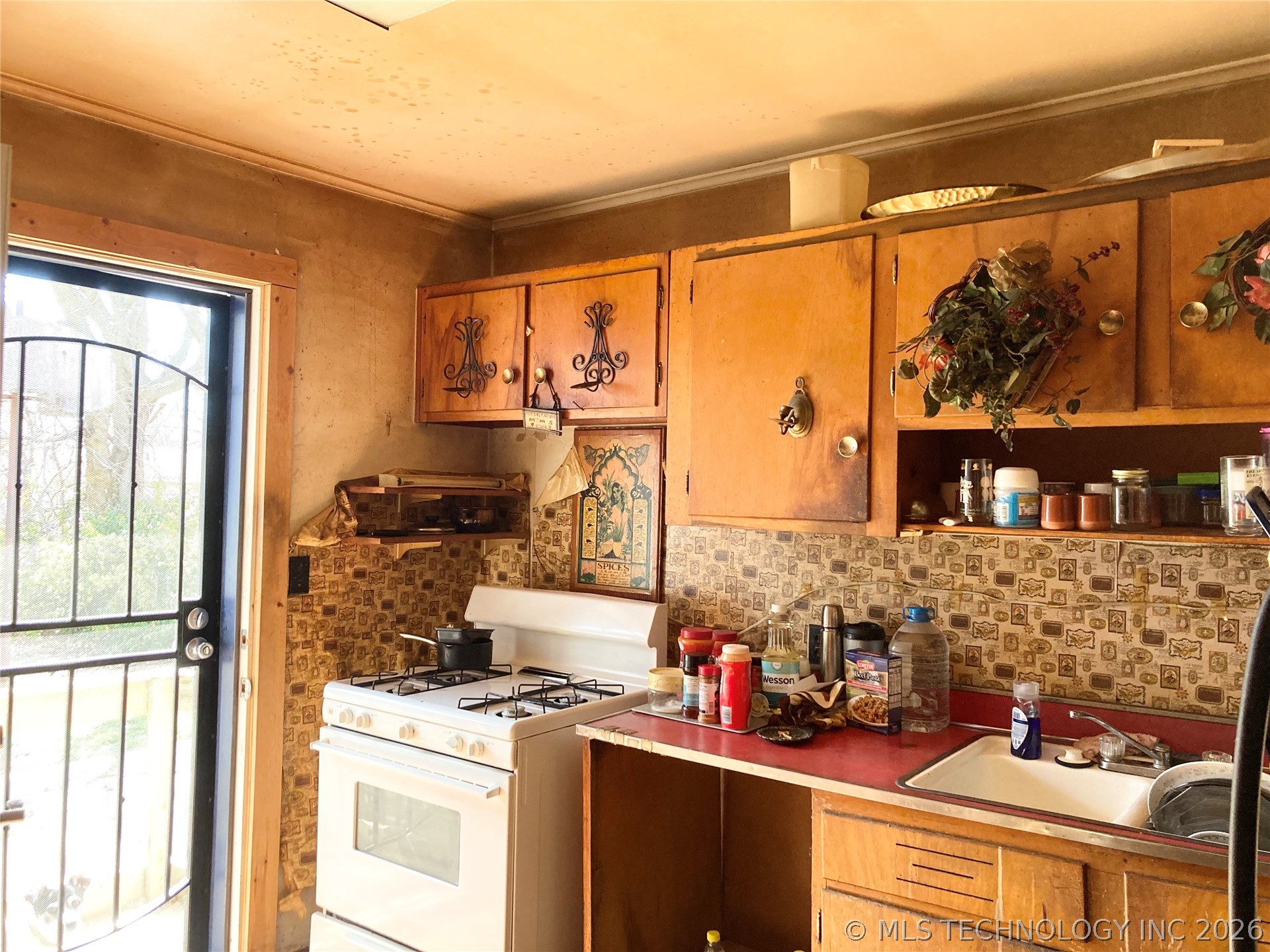 752 E 35th Street N Tulsa OK 74106