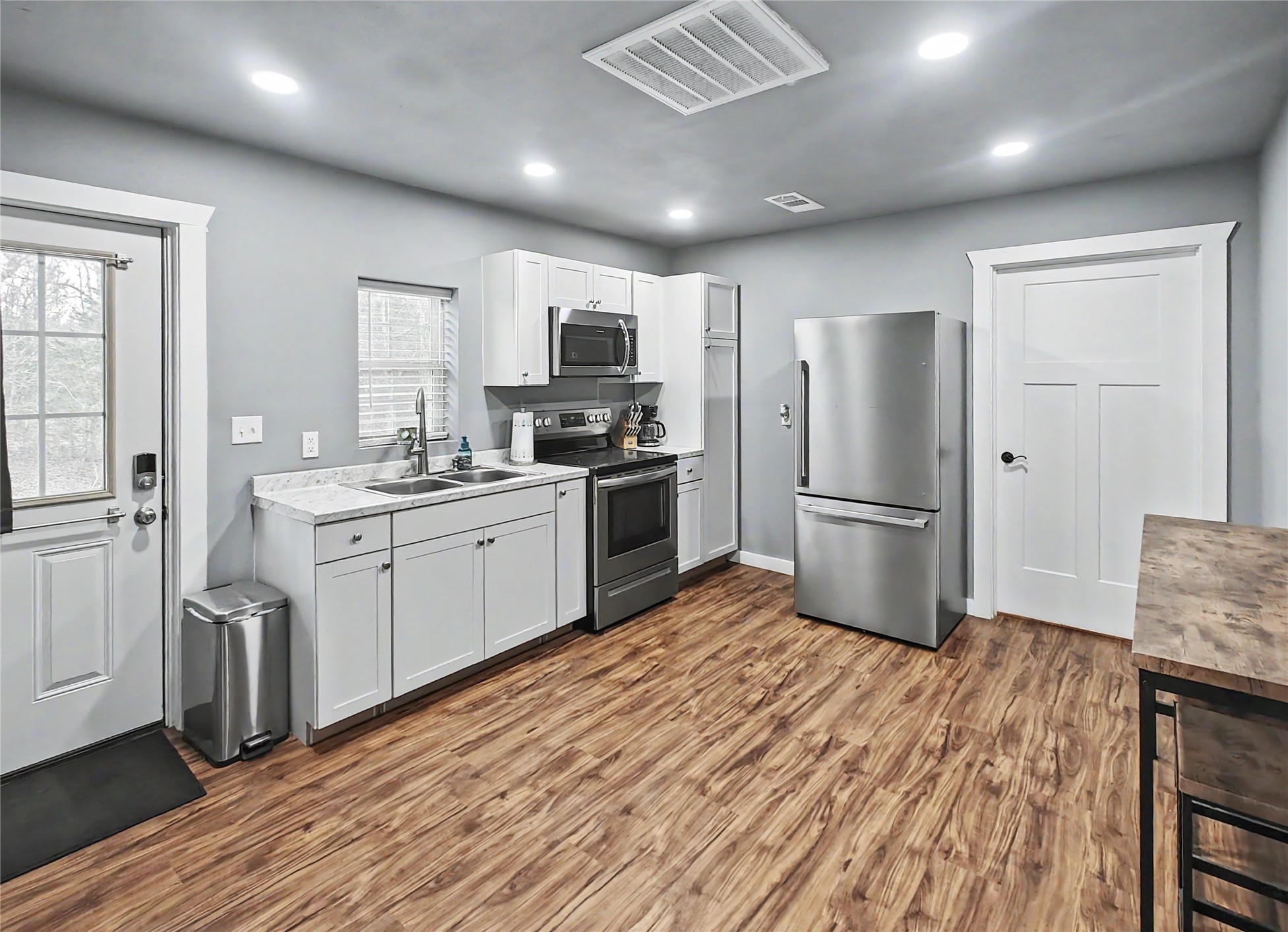 32514 Highway 82 Cookson OK 74427