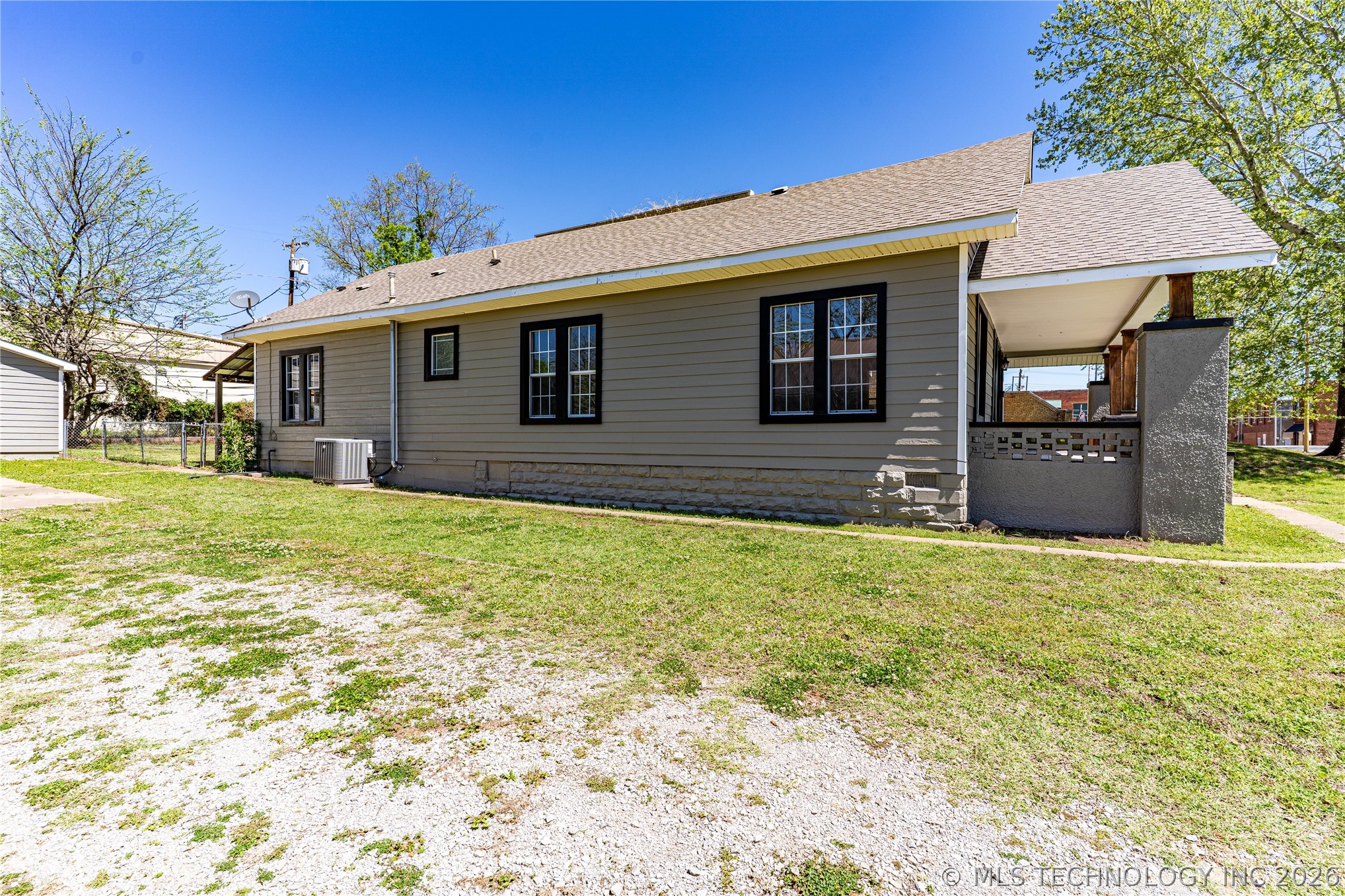 133 W 8th Avenue Bristow OK 74010