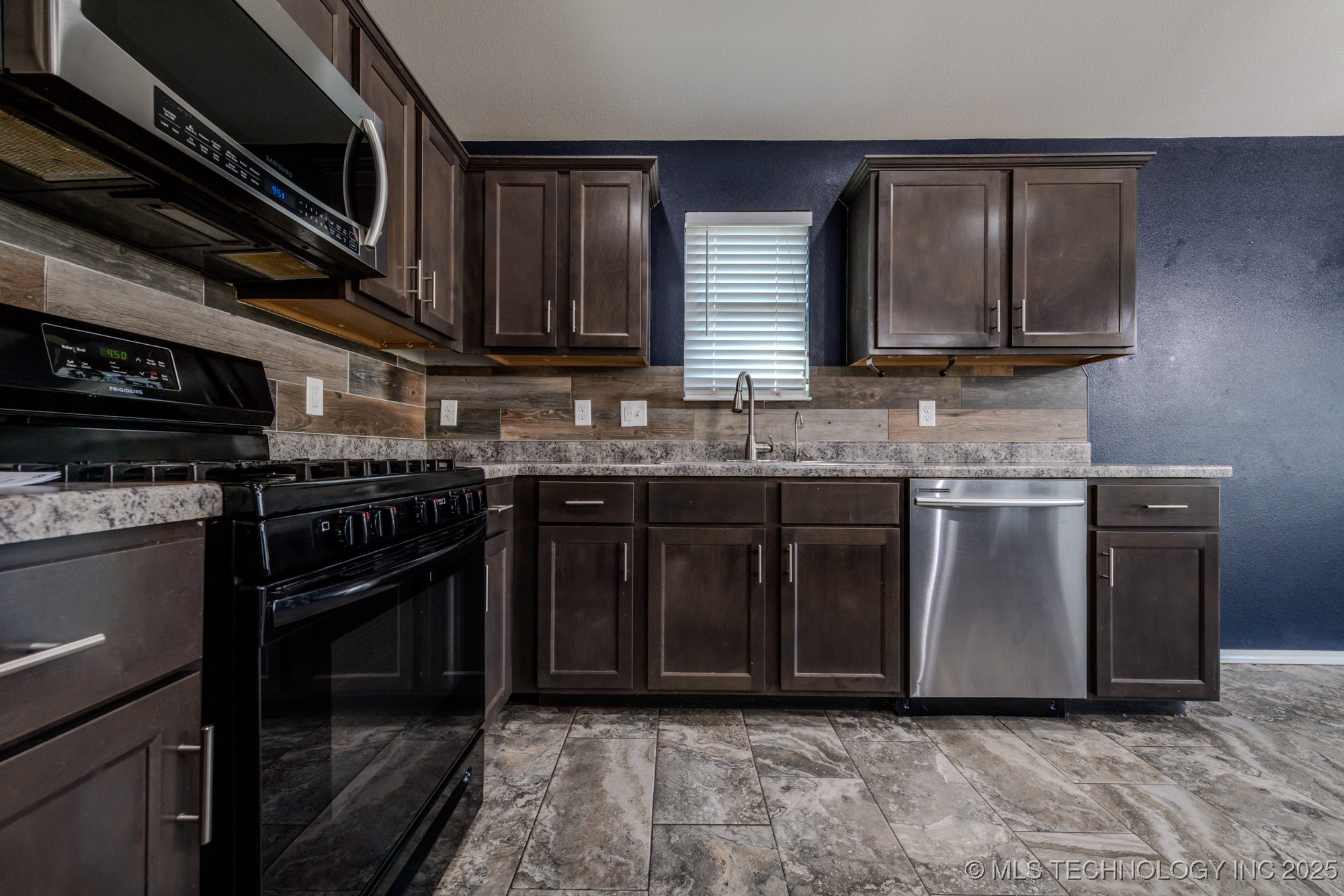 5811 E 146th Place S Bixby OK 74008